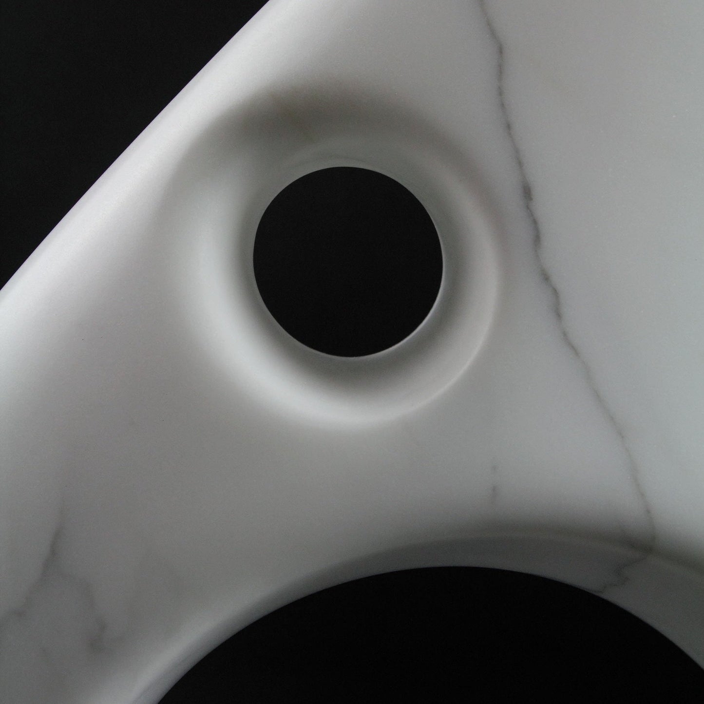 Sculptural Vase in Statuary Marble by Barberini & Gunnell