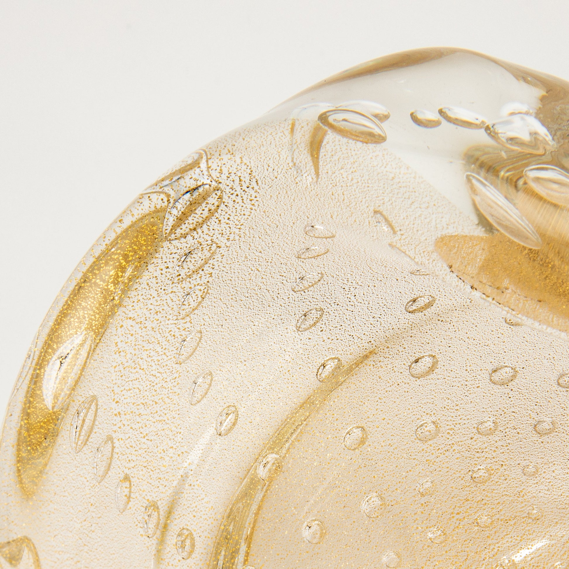 Murano Dish with 24-Karat Gold Flecks and Bullicante Detailing