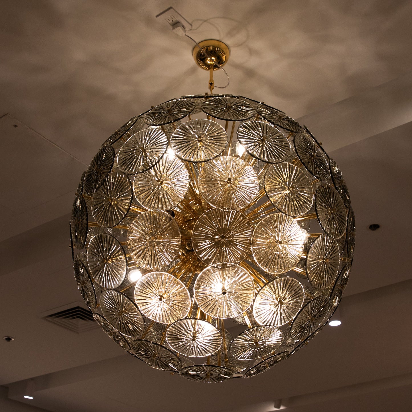 Hand-Blown Murano Sputnik Chandelier in Grey with Polished Brass Fittings