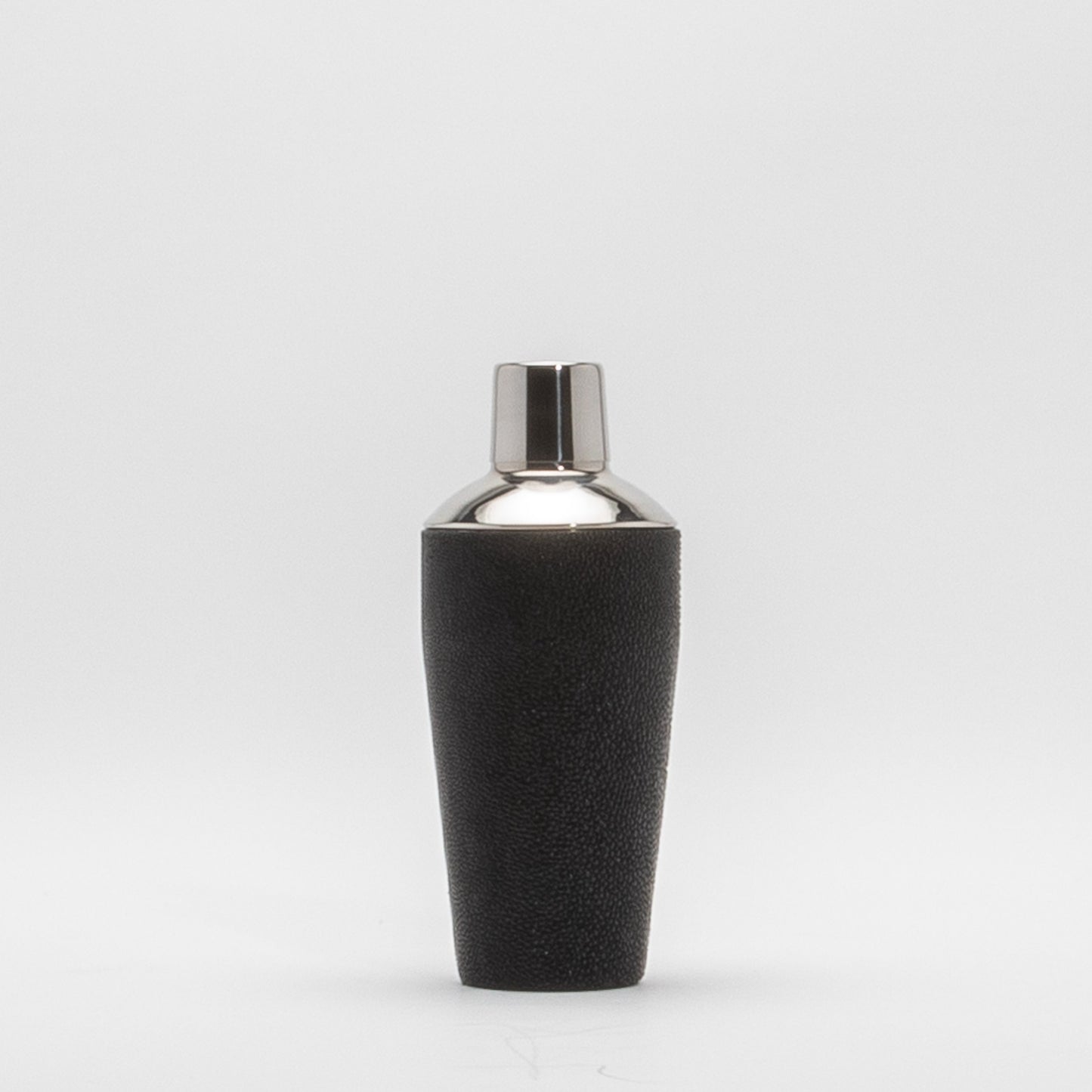 Shaker in Black Shagreen with Stainless Steel by KIFU Paris