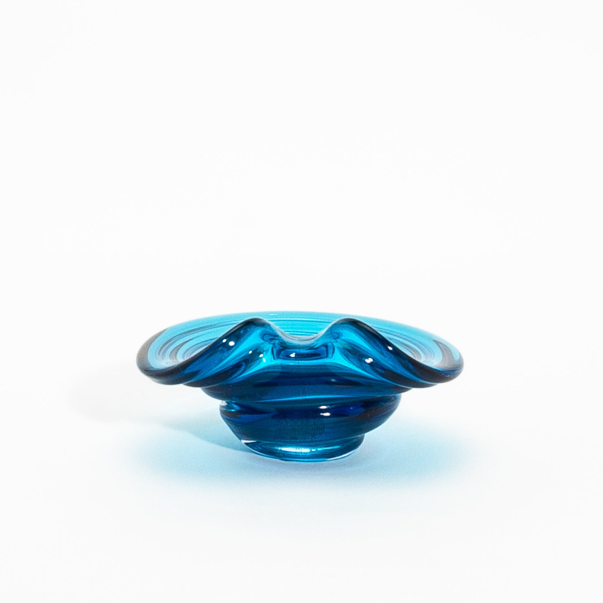 Murano Dish in Aqua Blue with 24-Karat Gold Flecks