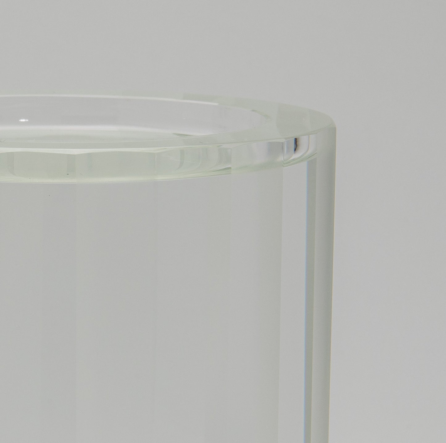 Crystal Stripe Pillar by KA Glass