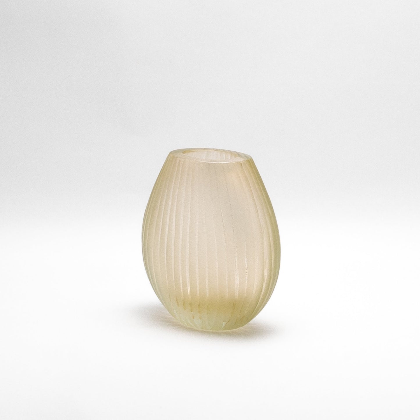 Murano Supreme Vase in Clear with 24-karat Gold Flecks