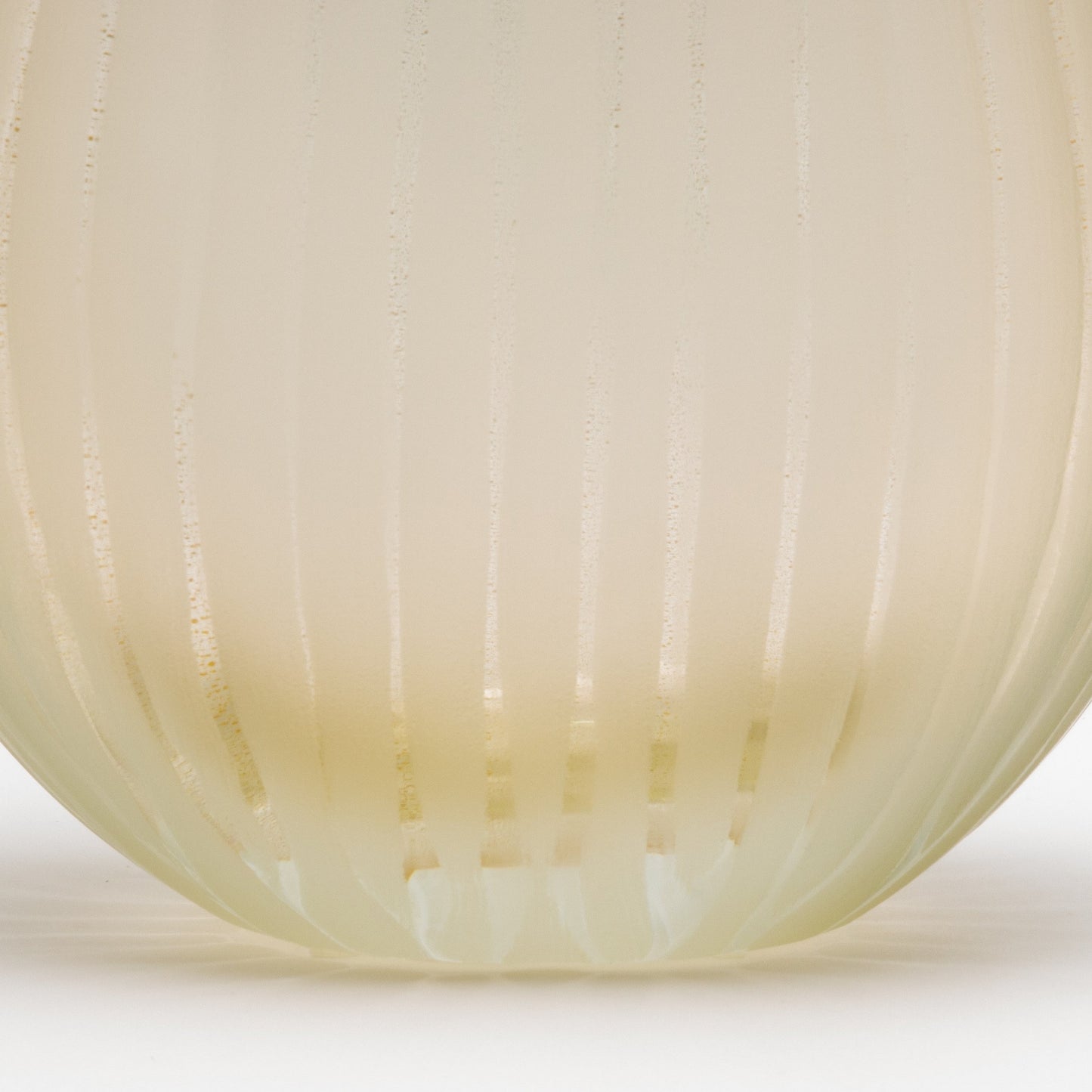 Murano Supreme Vase in Clear with 24-karat Gold Flecks