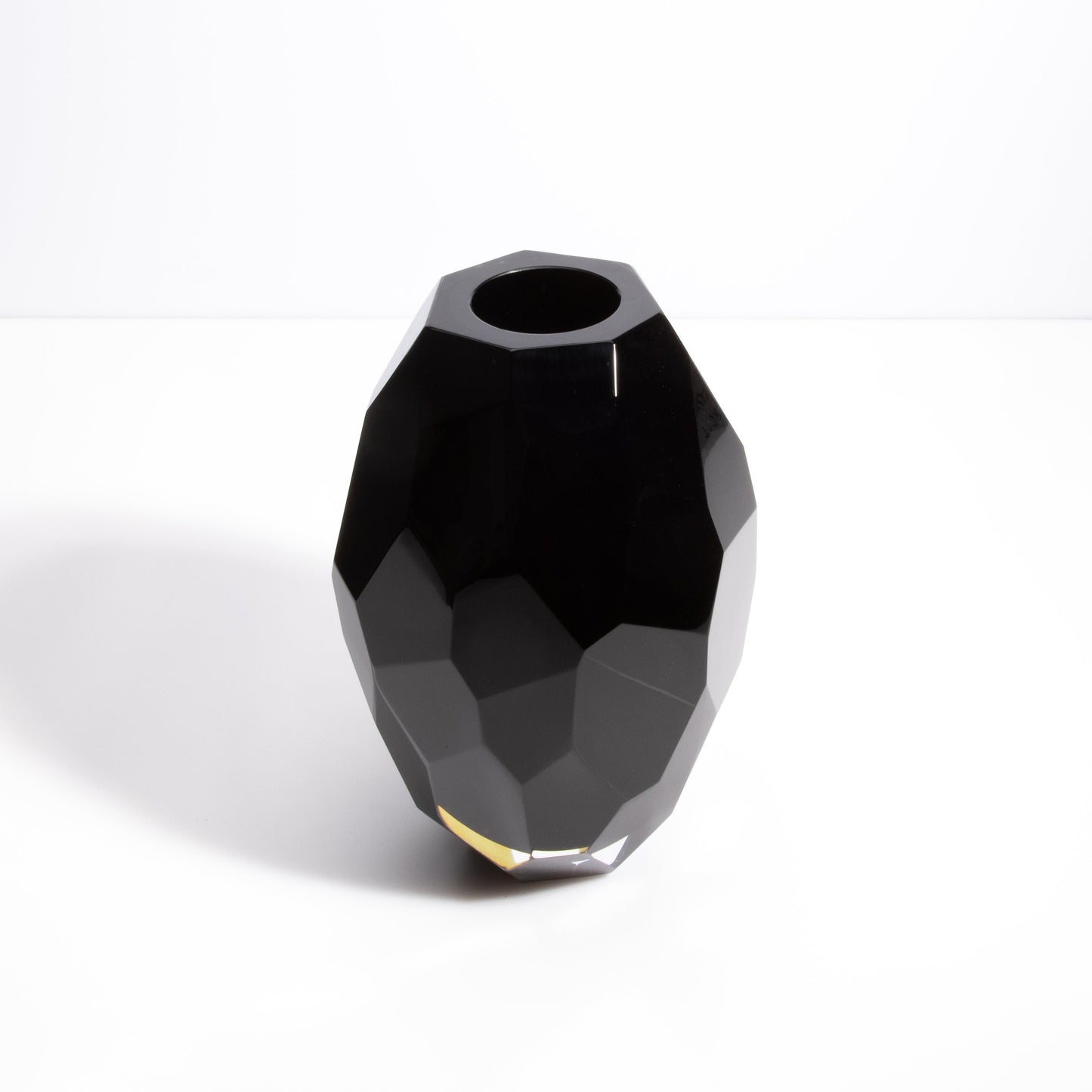 Facet Vase Black S