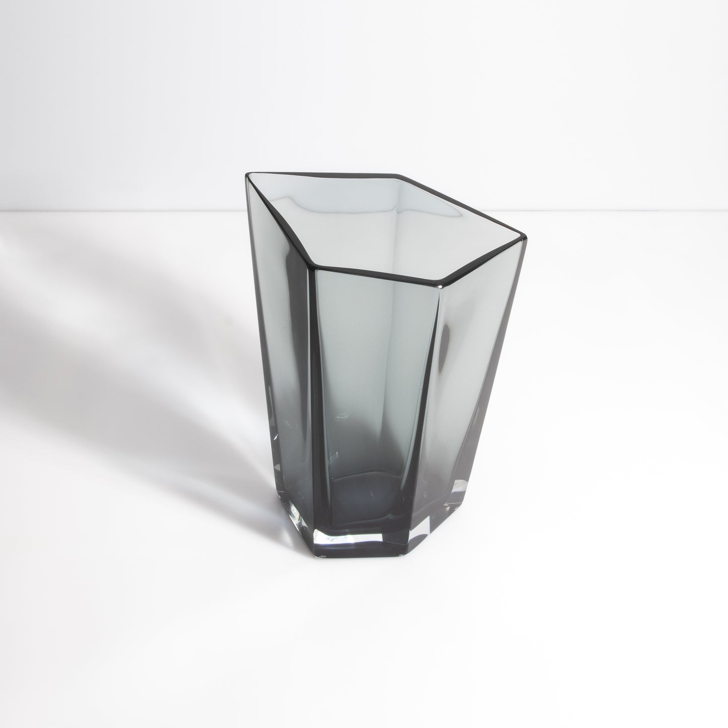 Murano Penta Vase in Grey