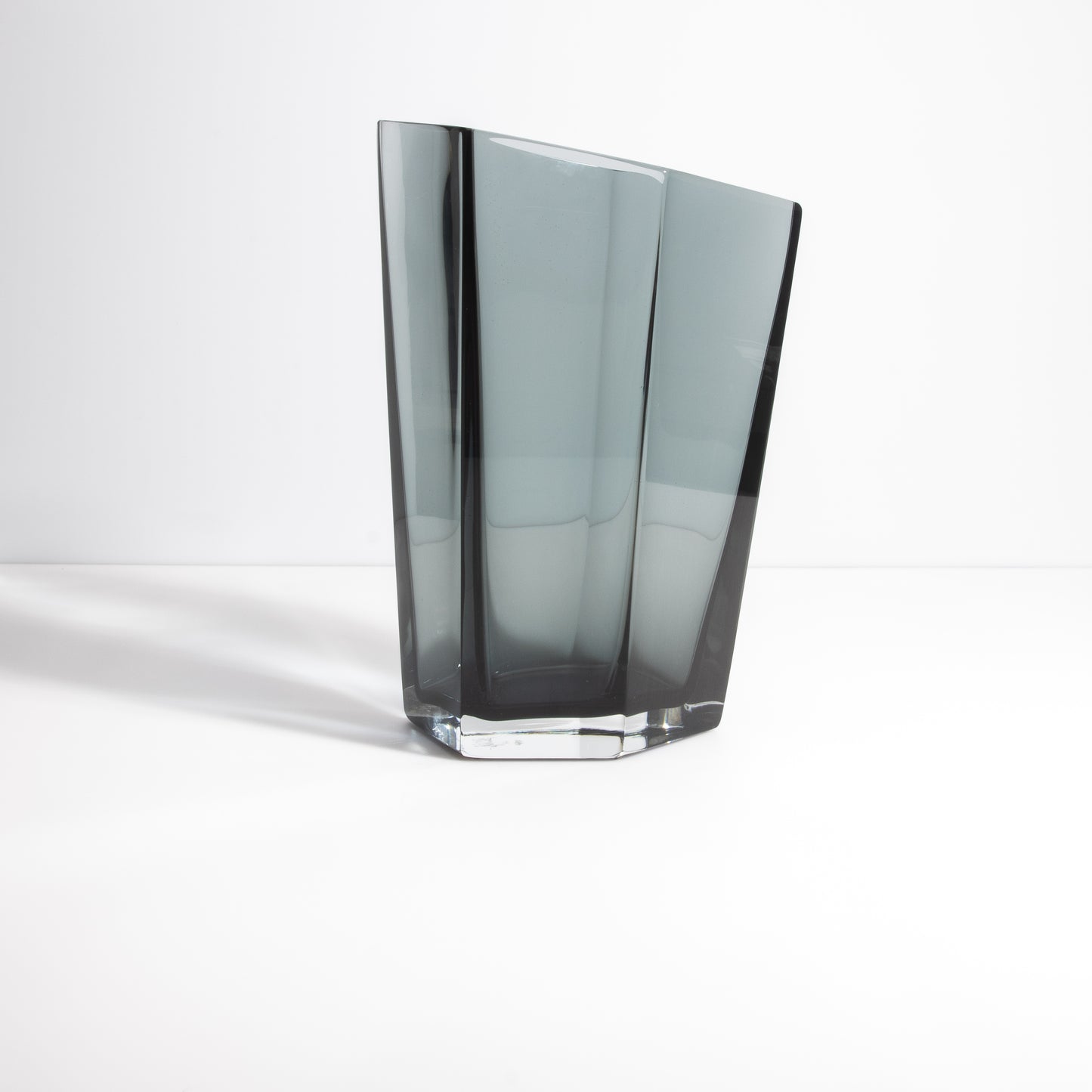 Murano Penta Vase in Grey