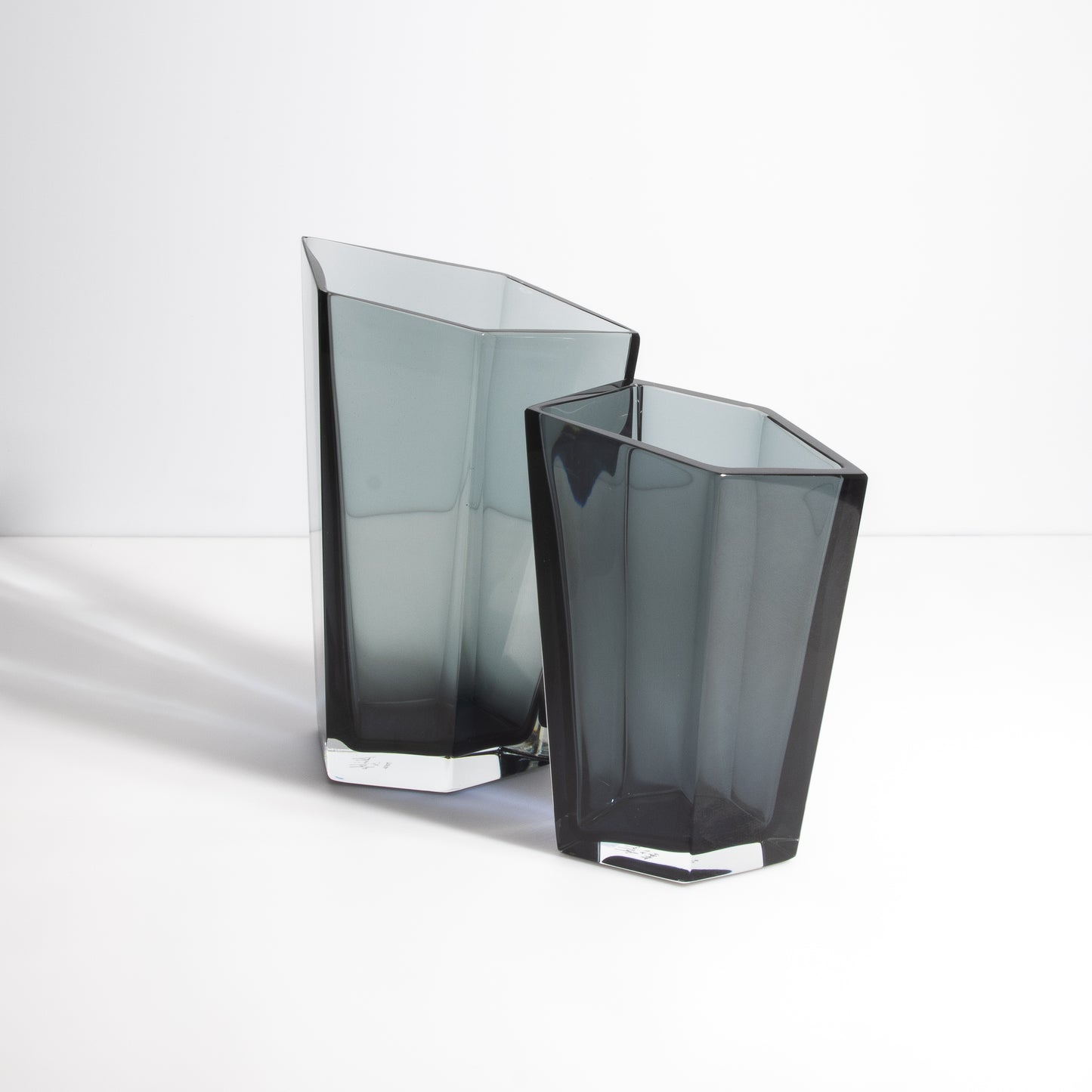 Murano Penta Vase in Grey