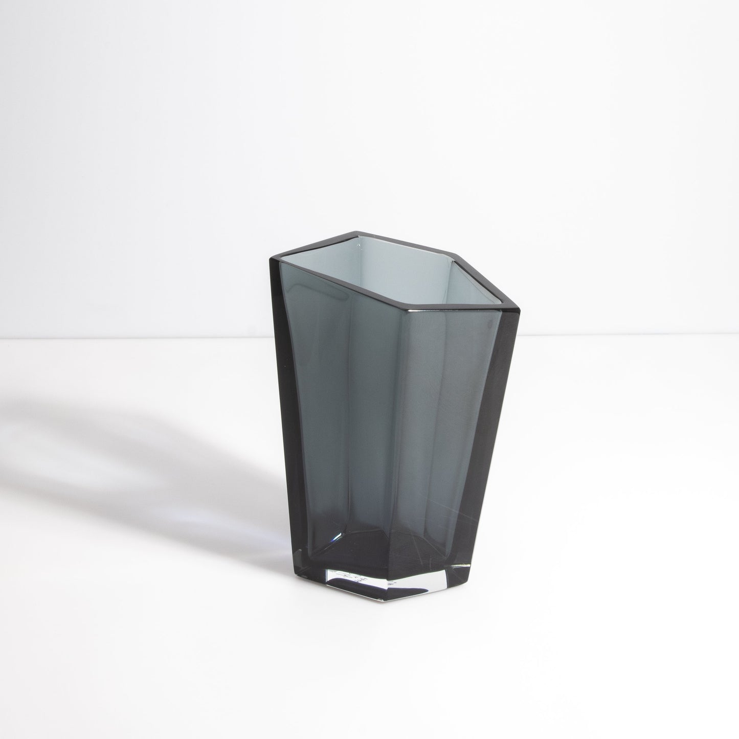 Murano Penta Vase in Grey