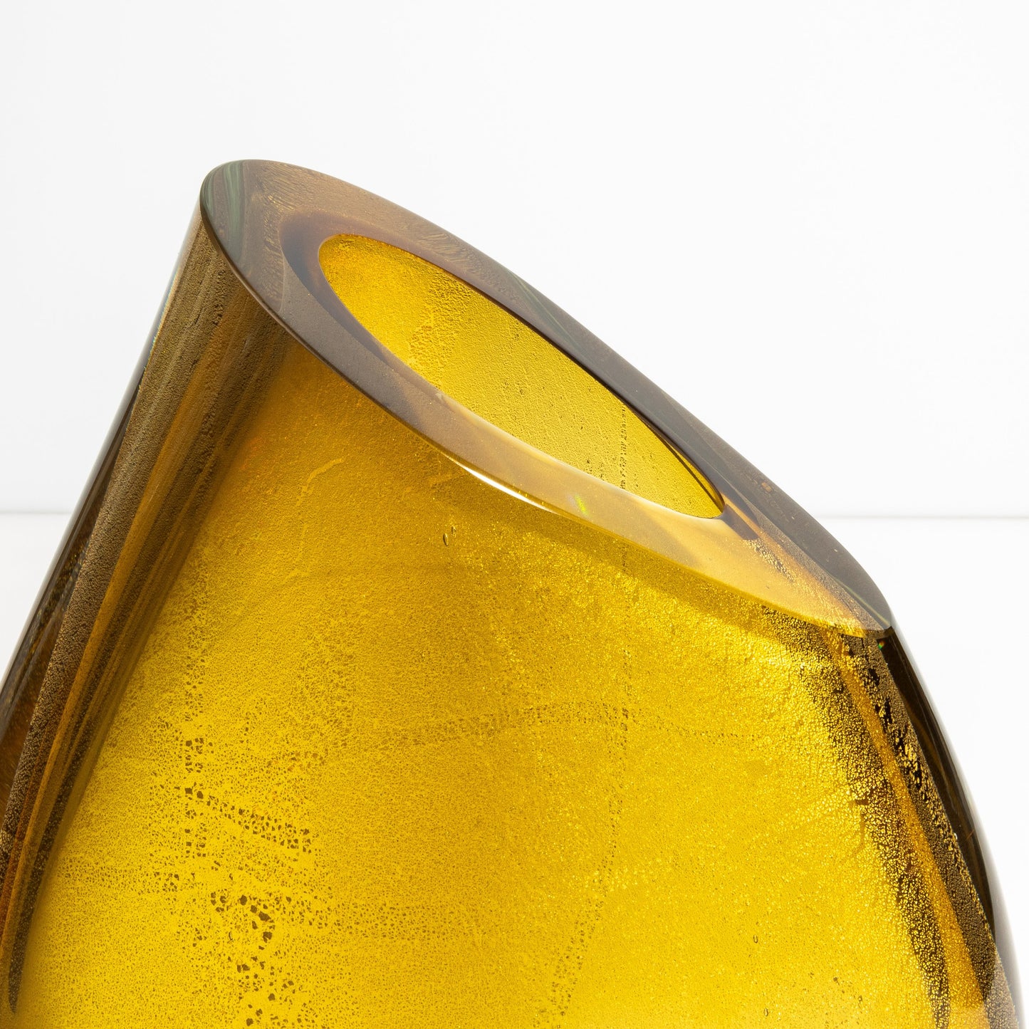 Murano Teardrop Vase in Amber with 24-Karat Gold Flecks