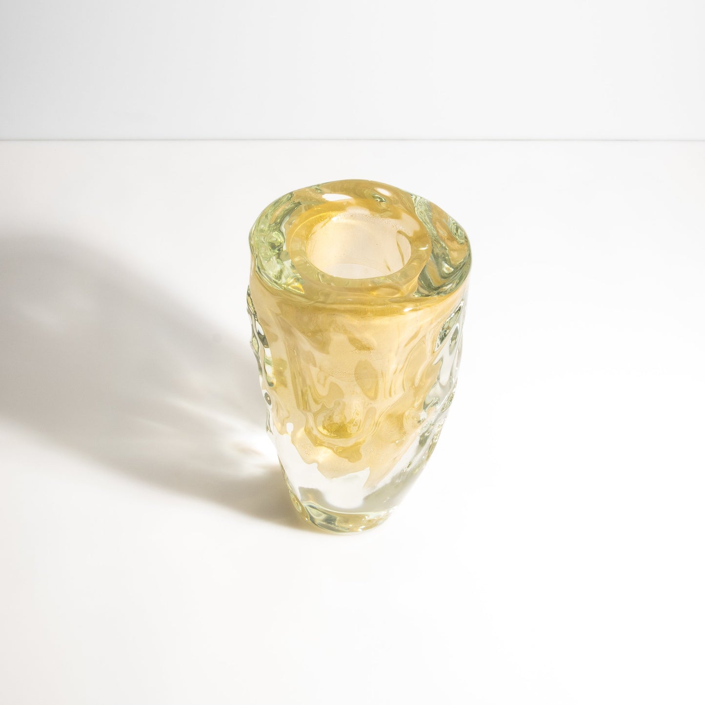 Murano Buri Vase in Clear with 24-Karat Gold Flecks