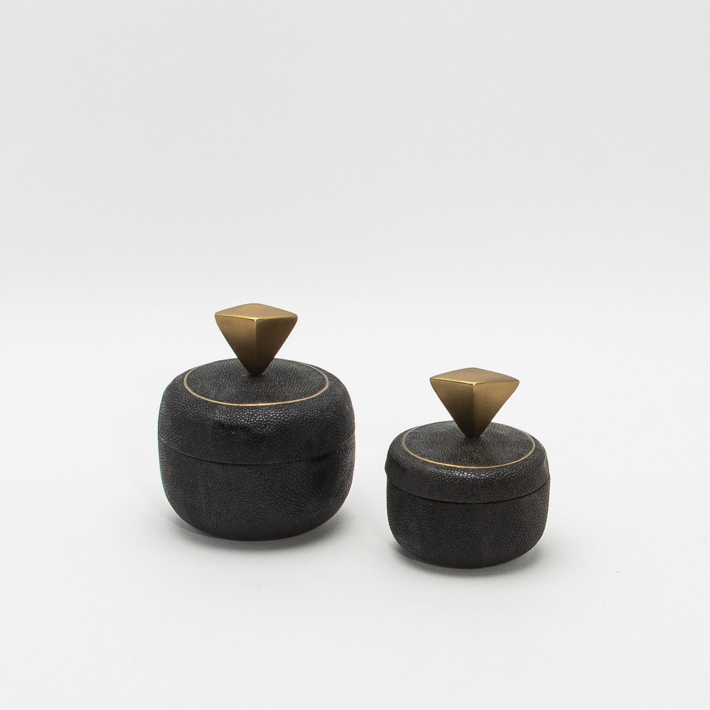 Set of 2 Round Boxes in Black Shagreen with Bronze Patina Brass Knob by Kifu Paris