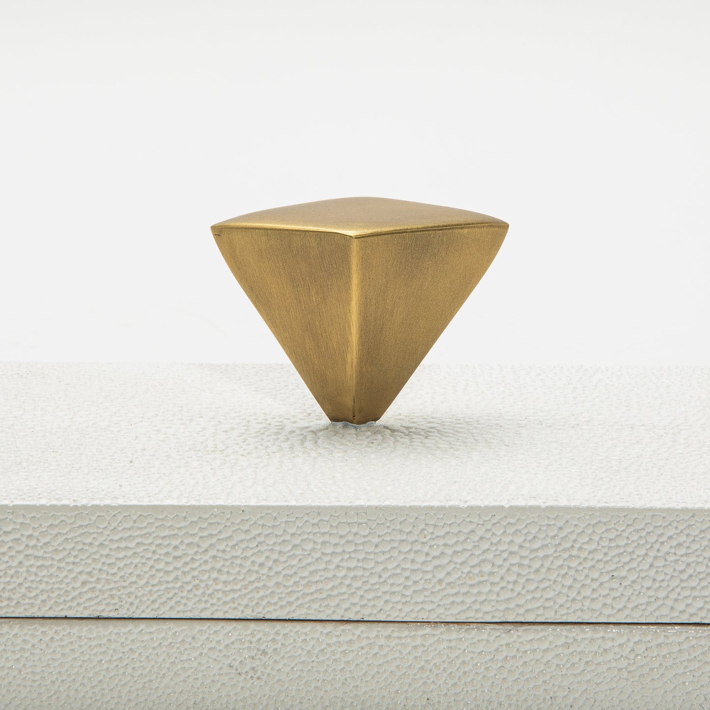 Set of 2 Boxes in White Shagreen with Bronze Patina Brass Knob by Kifu Paris