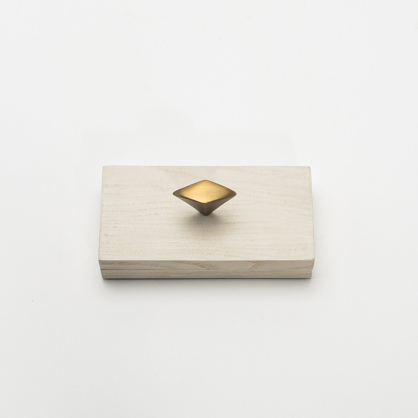Box in White Oak with Bronze Patina Brass Knob by Kifu Paris