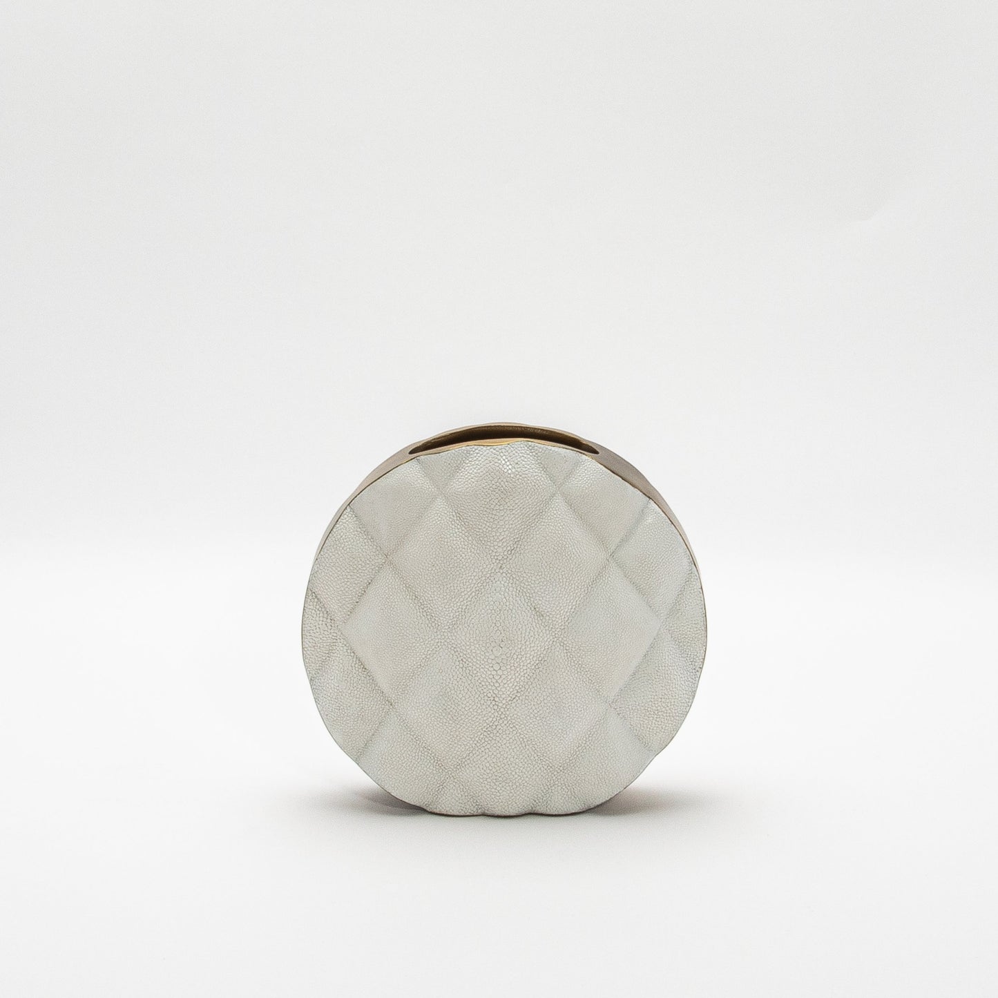 Quilted Vase in White Shagreen with Brass by KIFU Paris