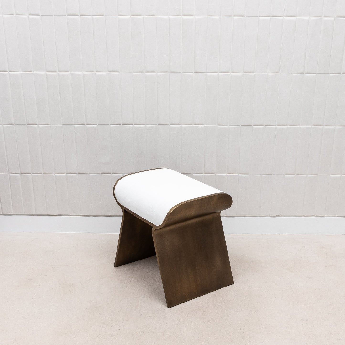 Stool in White Shagreen with Brass by Kifu Paris
