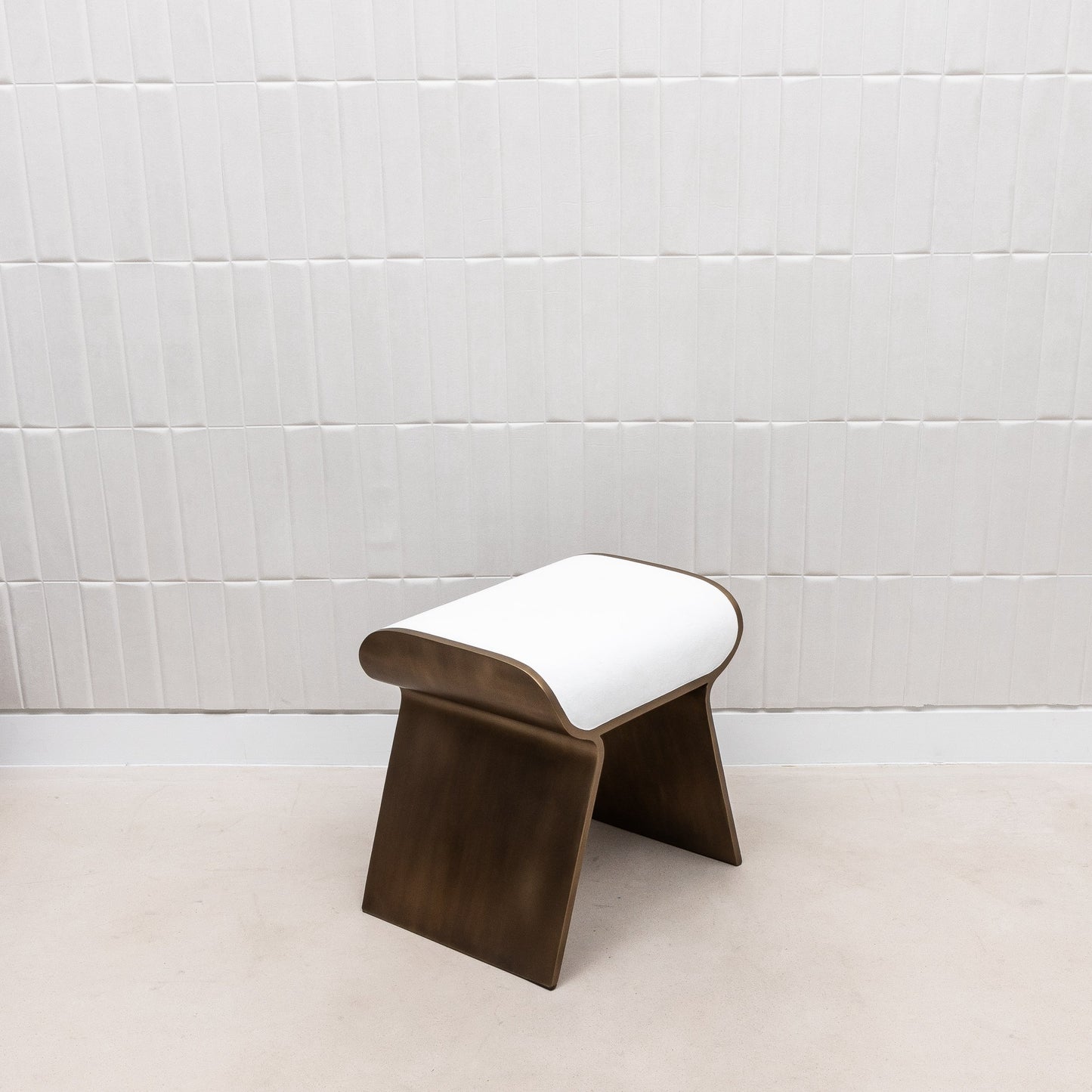 Stool in White Shagreen with Brass by Kifu Paris