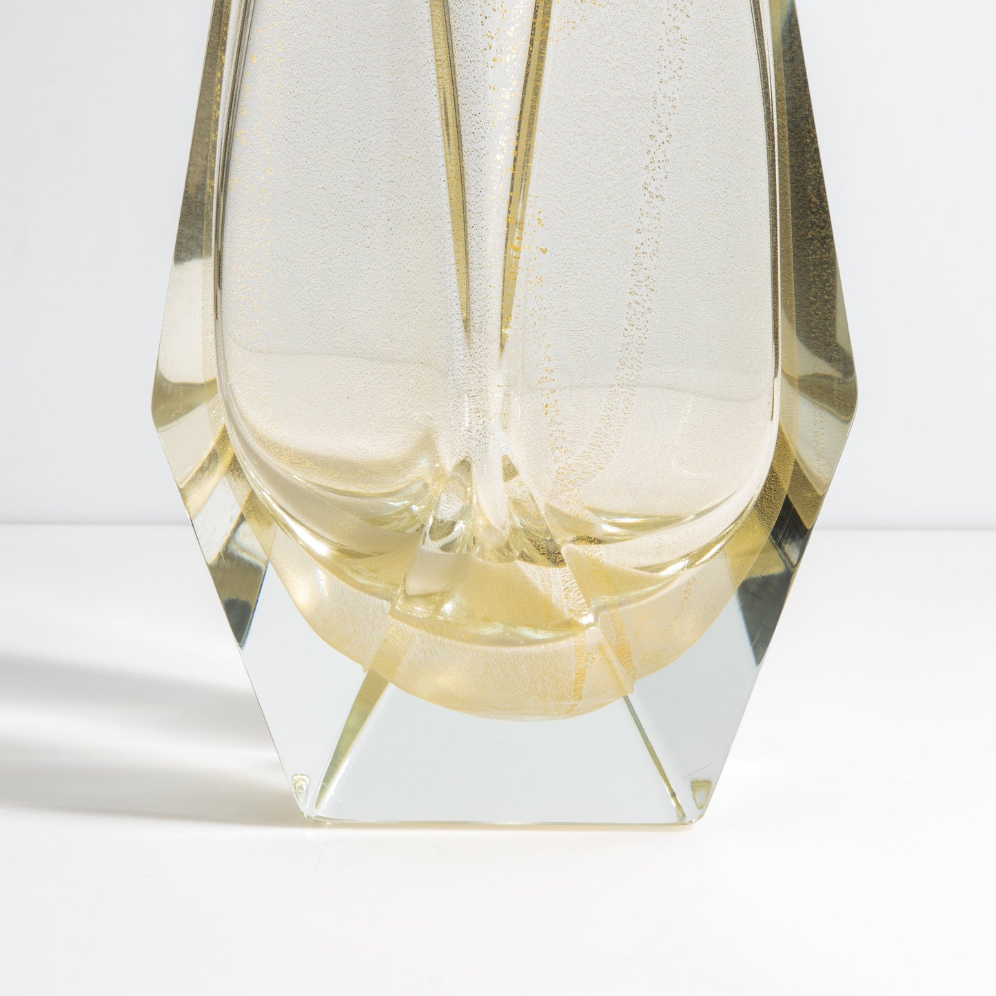 Murano Goccia Vase in Clear with 24-Karat Gold Flecks