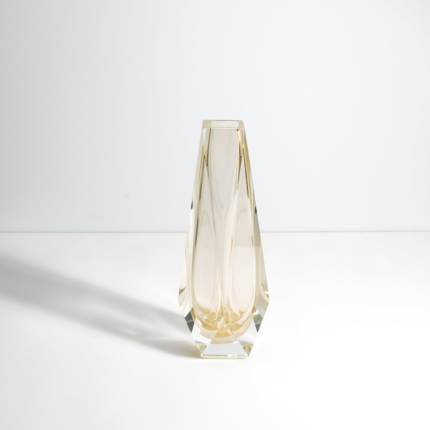 Vase Goccia Clear 24-Karat Gold Flecks M
