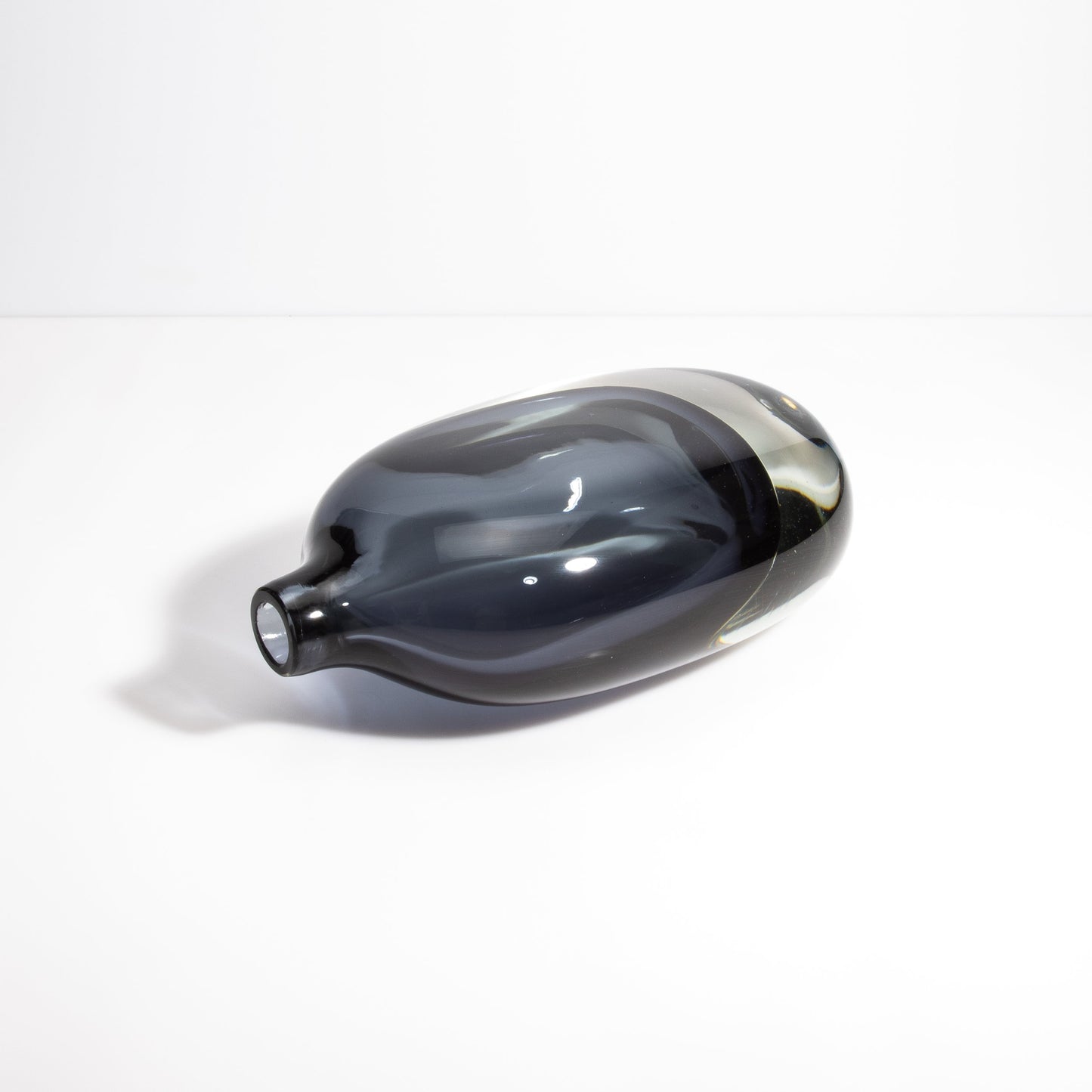 Murano Sommerso Vase in Grey/Clear