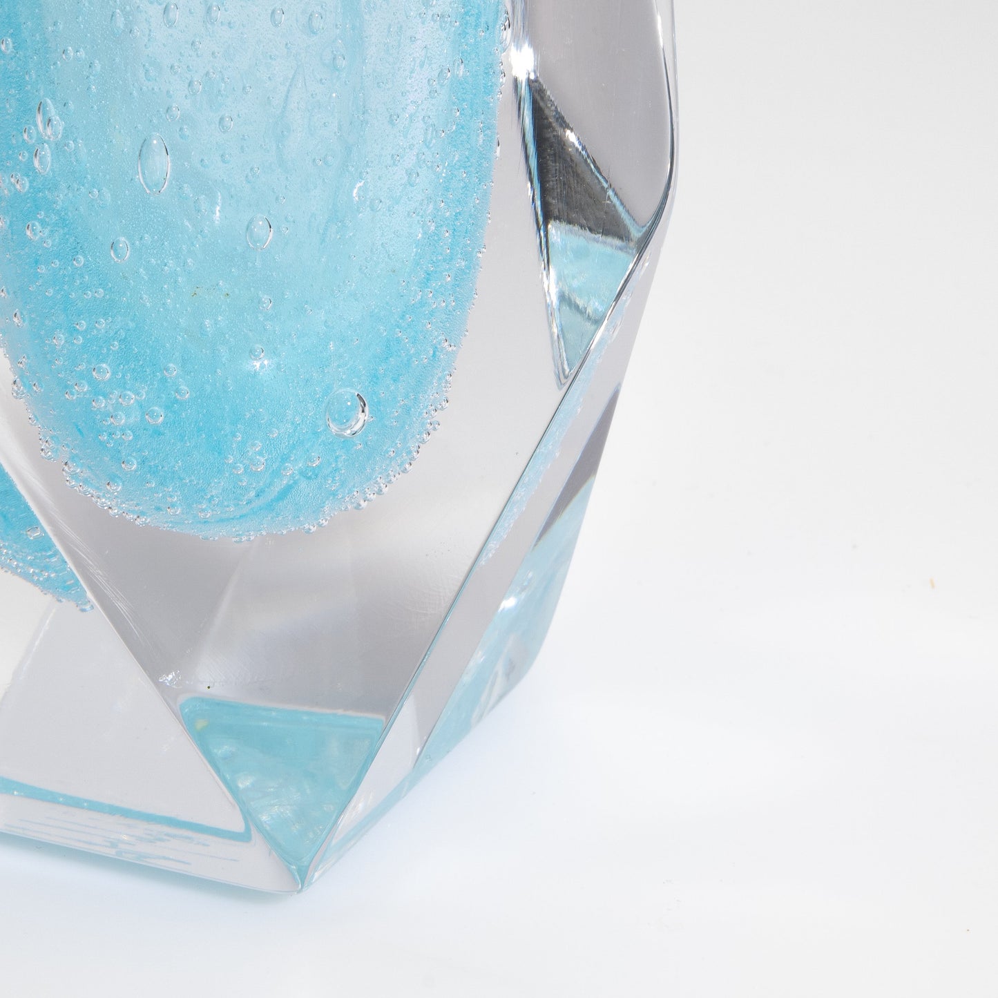 Murano Goccia Vase with Bubbles in Light Lagoon Blue