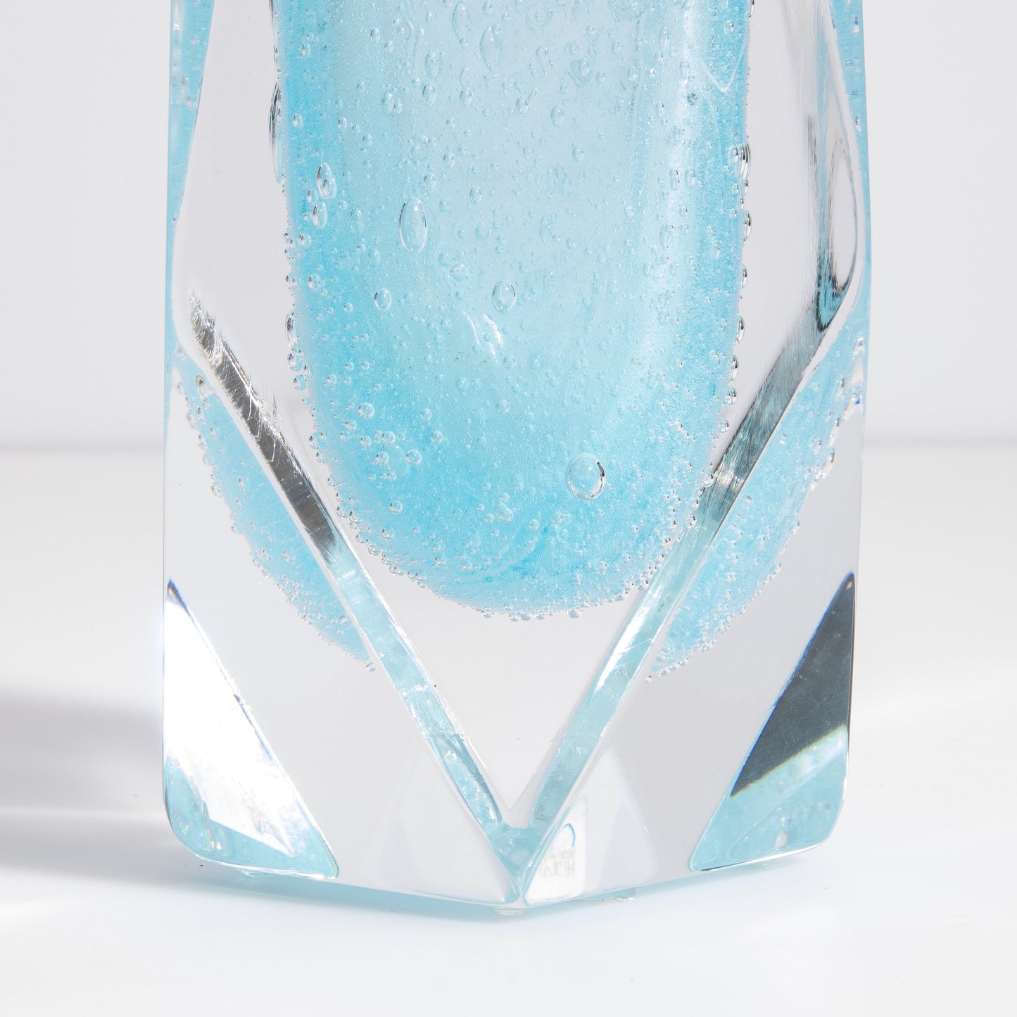 Murano Goccia Vase with Bubbles in Light Lagoon Blue