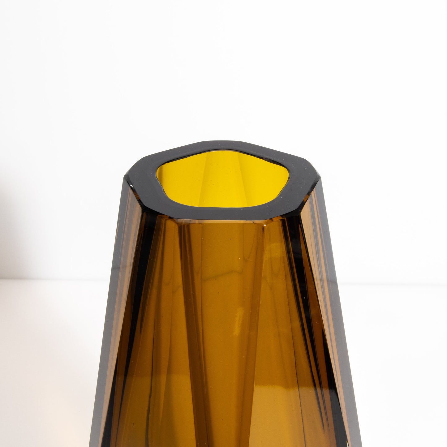 Murano Goccia Vase with Wide Bottom in Tobacco