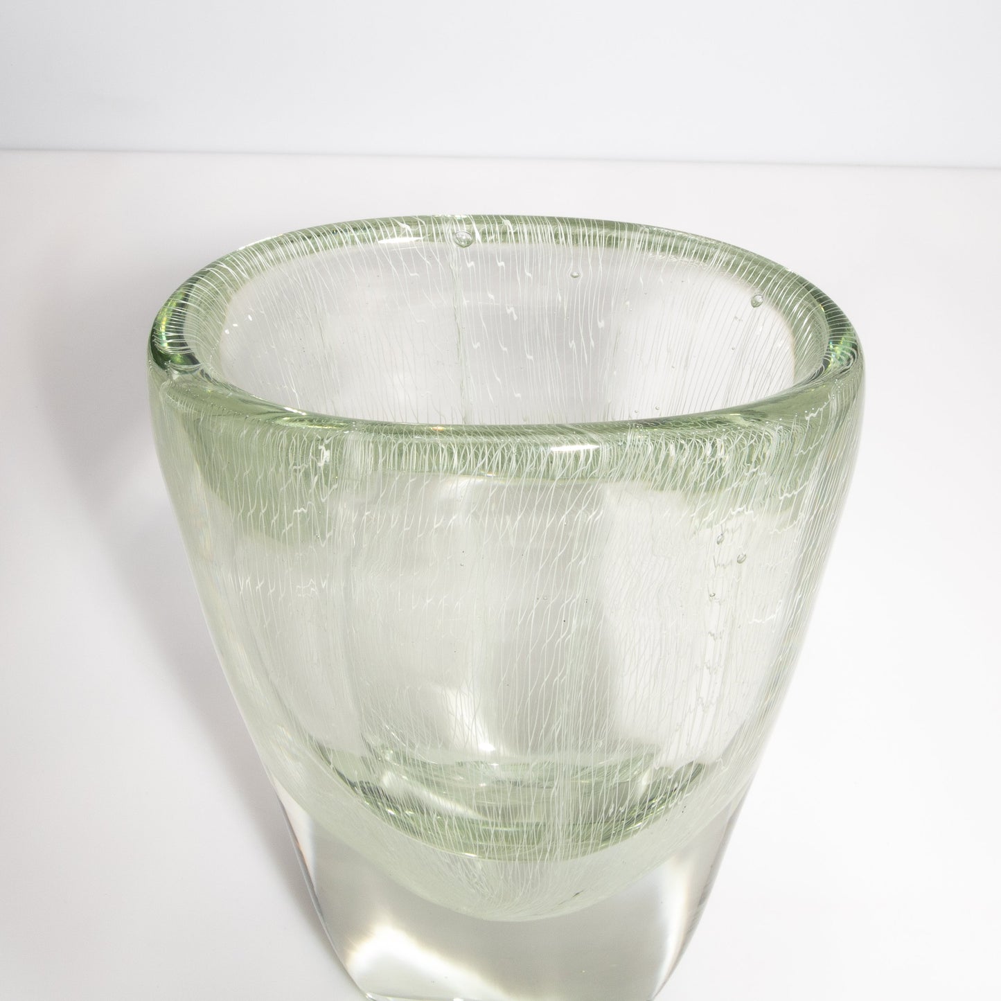 Murano Vase with Micro Threads in Clear