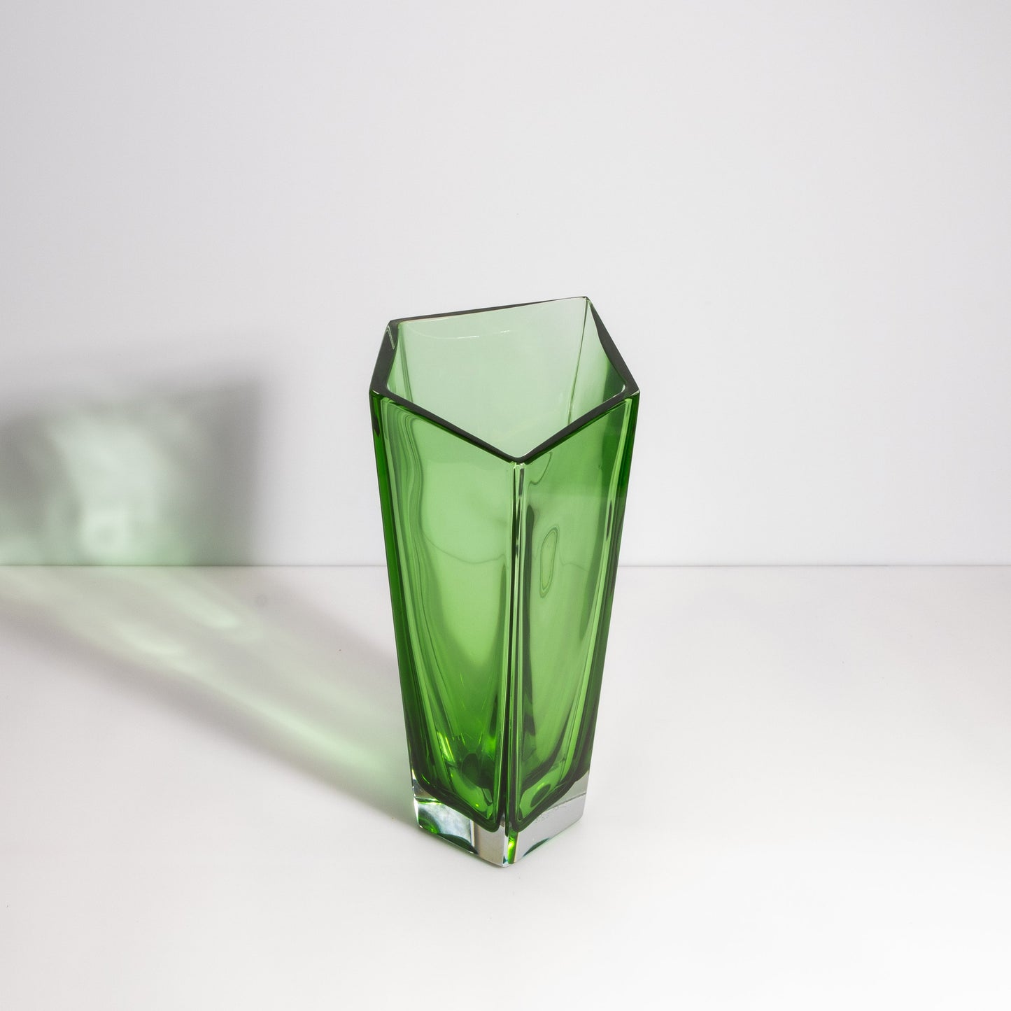 Murano Penta Vase in Emerald Green