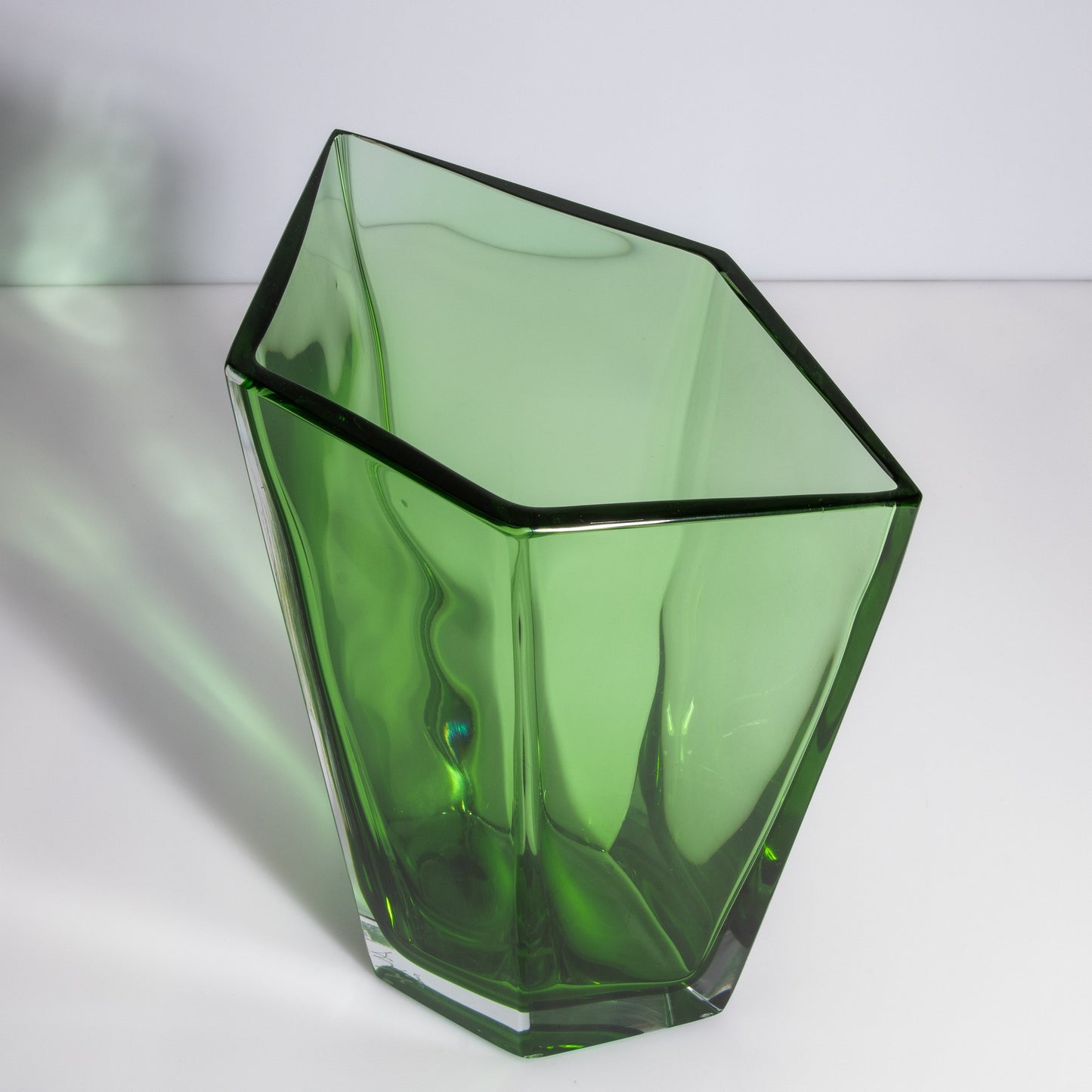Murano Penta Vase in Emerald Green