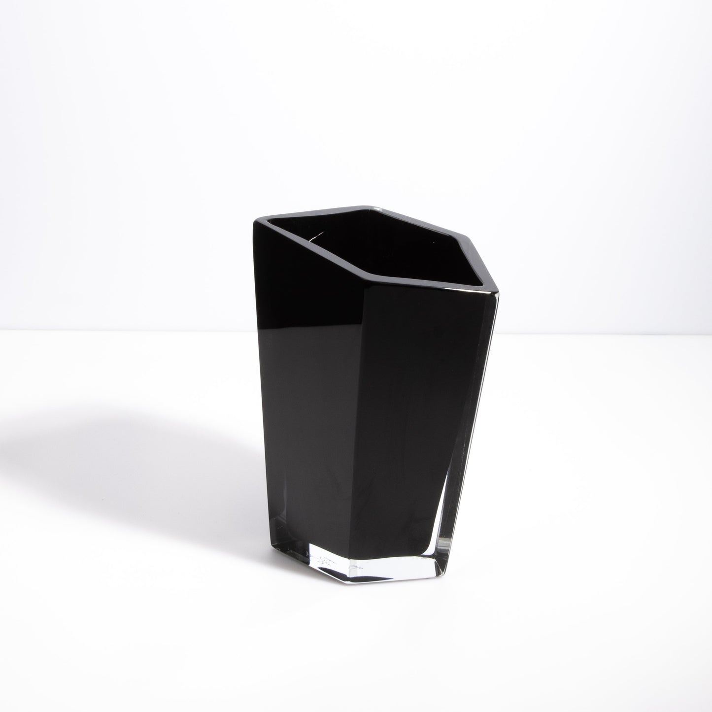 Murano Penta Vase in Onyx Black