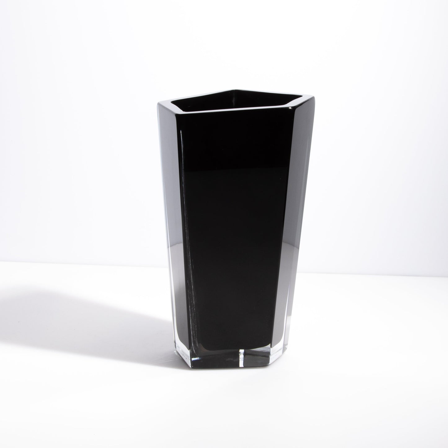 Murano Penta Vase in Onyx Black