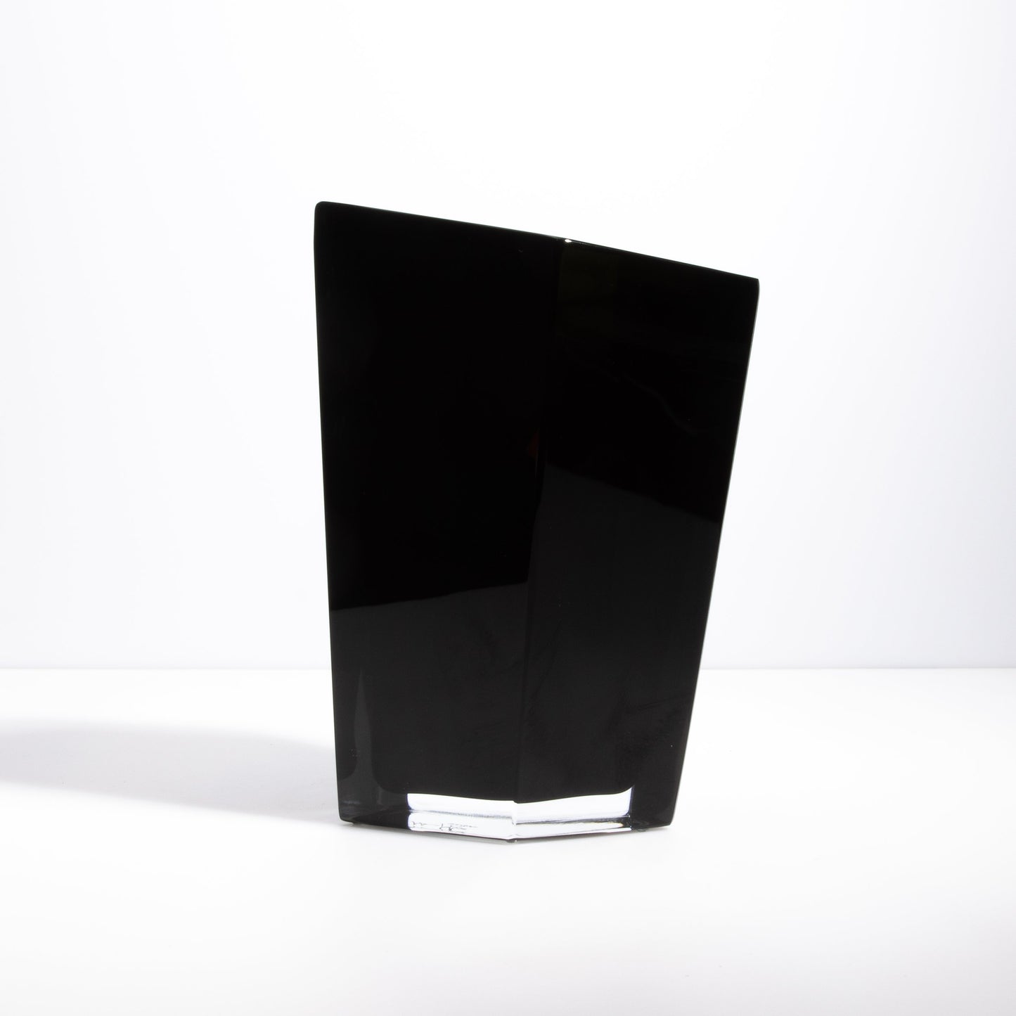 Murano Penta Vase in Onyx Black