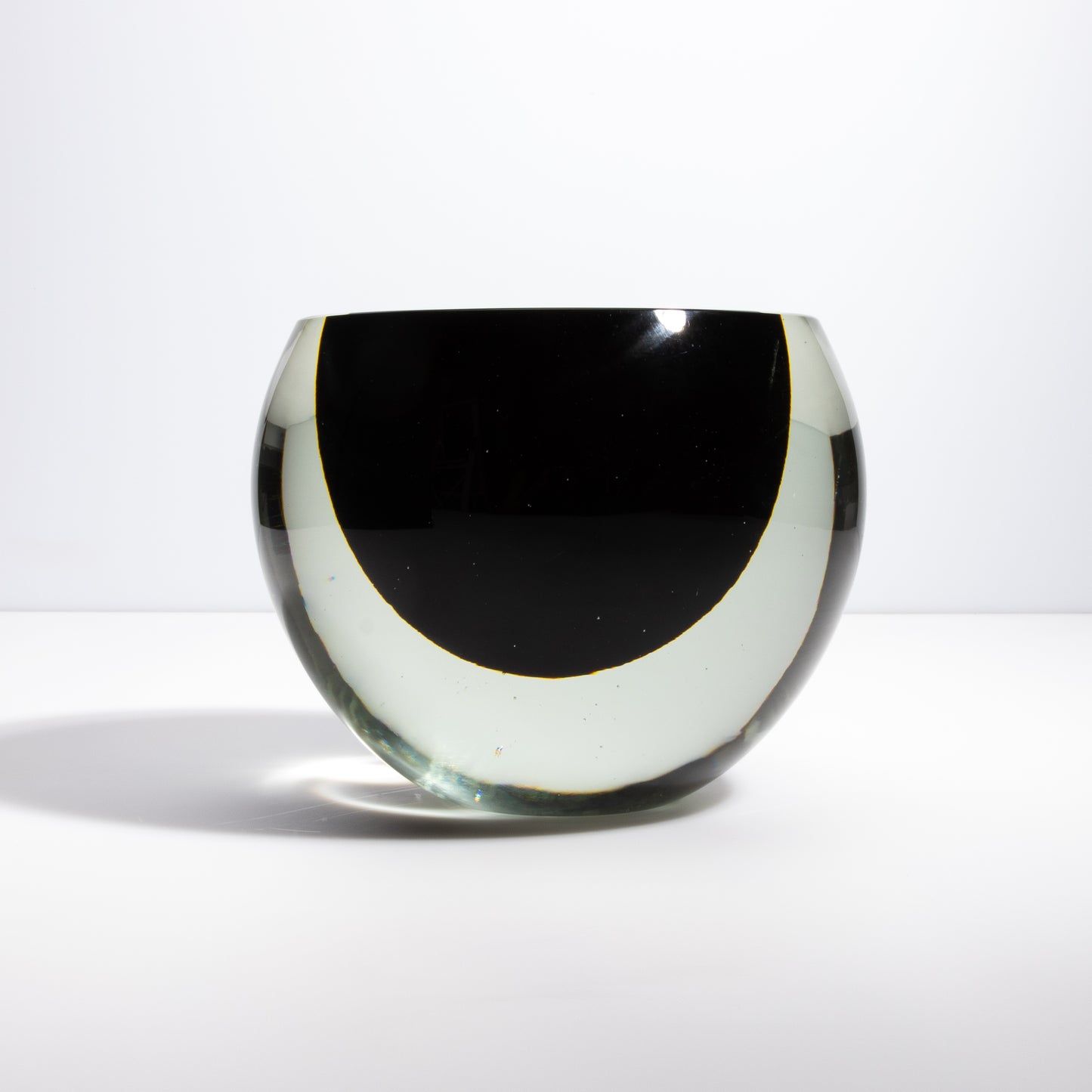 Murano Vase Sphere in Clear with Onyx Black
