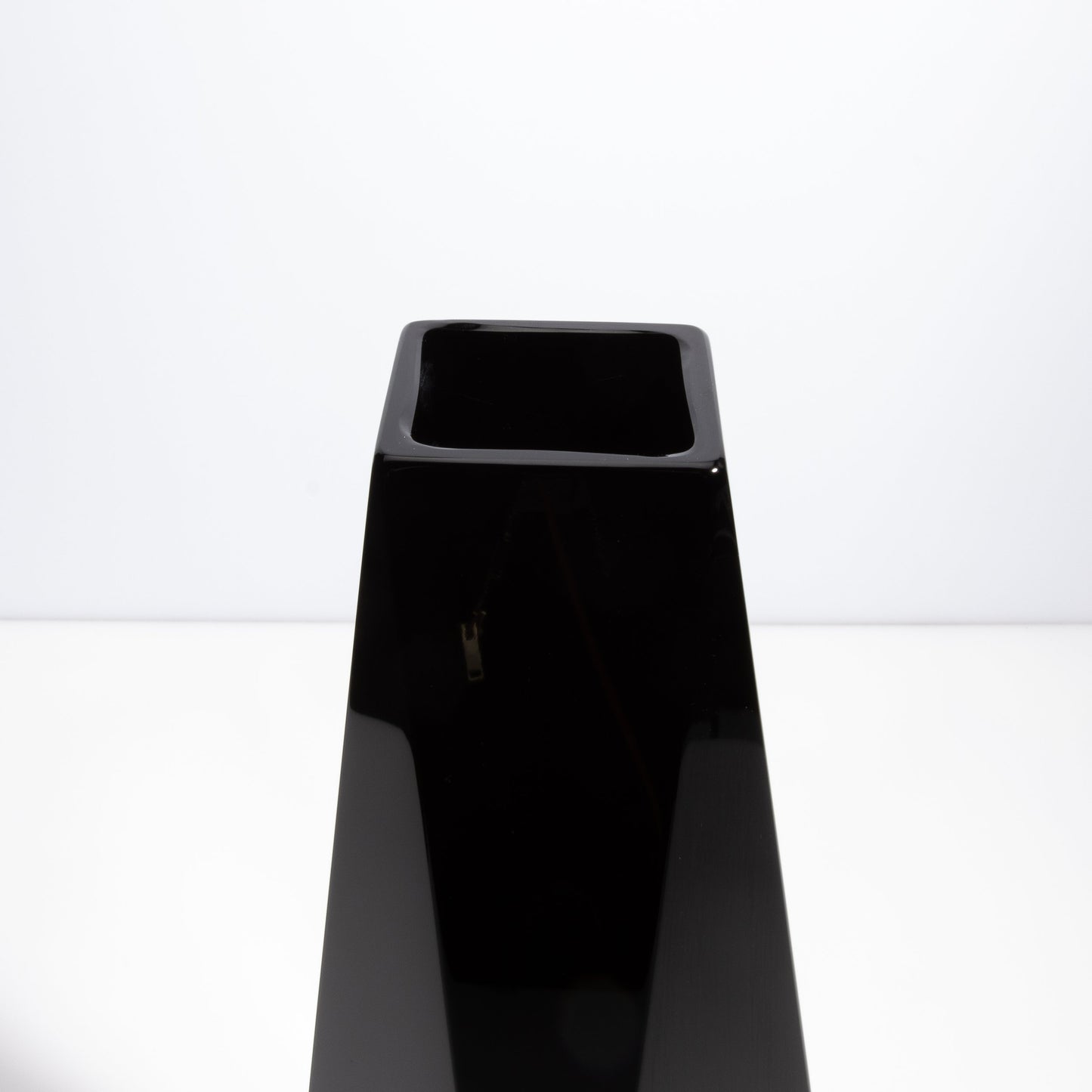 Murano Goccia Vase in Onyx Black