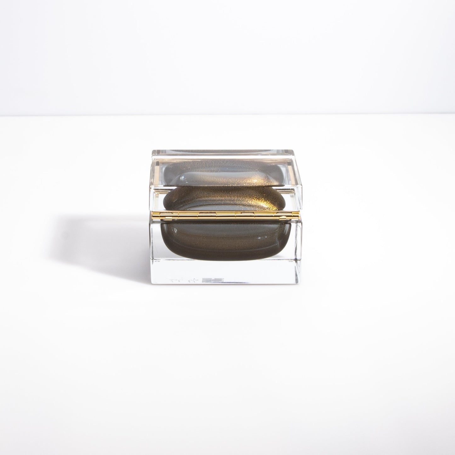 Murano Box with Brass Fittings in Grey with 24-Karat Gold Flecks