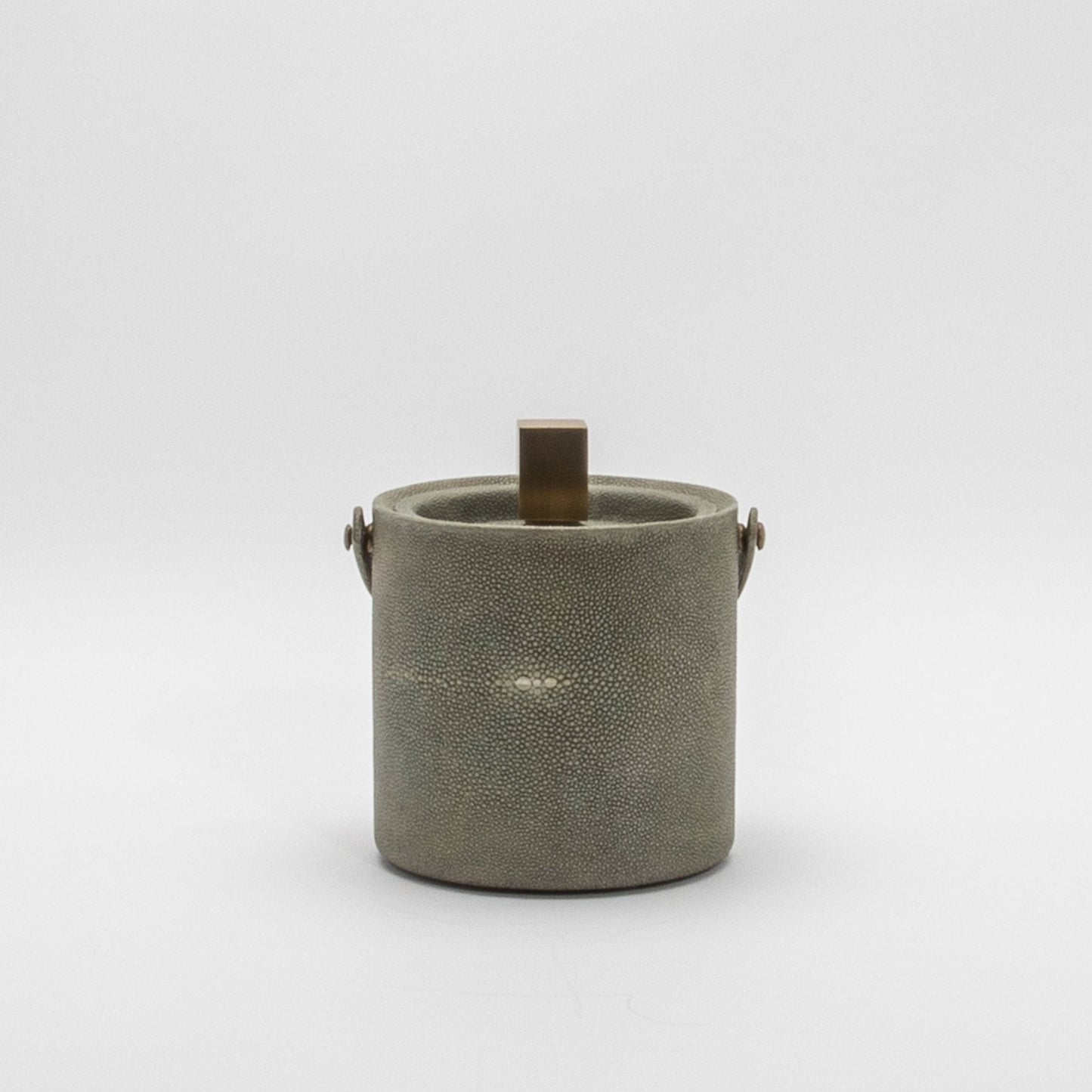 {{ product_title }} by {{ vendor }} – luxury {{ product_type }} at MOGUL