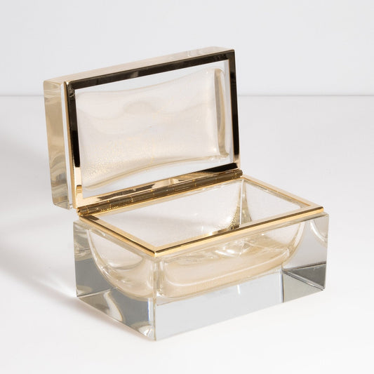 {{ product_title }} by {{ vendor }} – luxury {{ product_type }} at MOGUL