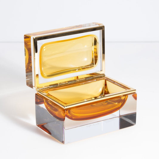 {{ product_title }} by {{ vendor }} – luxury {{ product_type }} at MOGUL