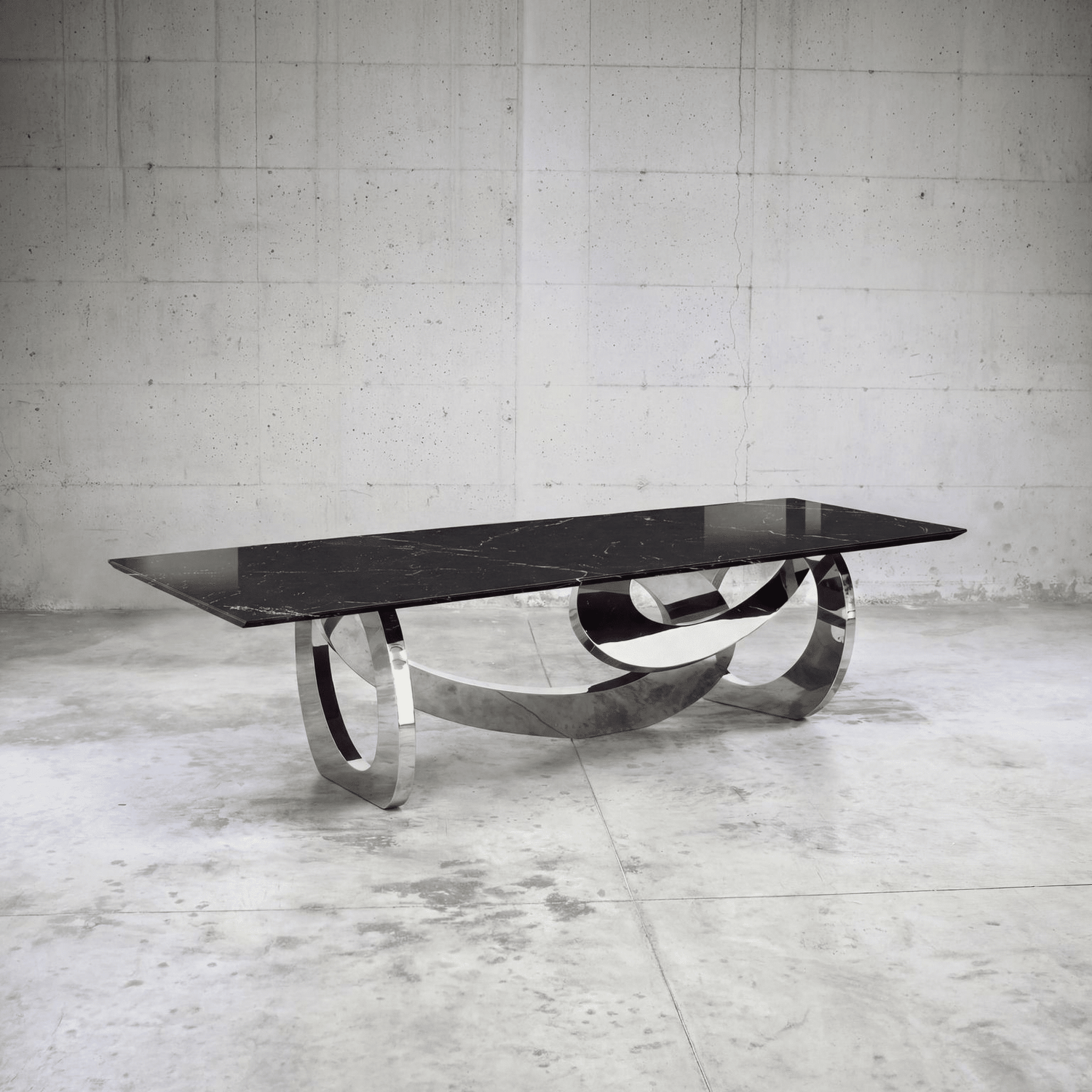 Dining Tables - Mogul