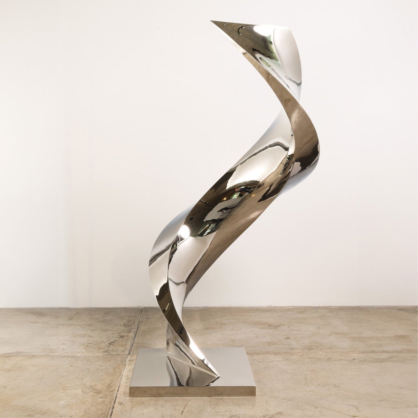 Cubus Spiralis Sculpture by Katz Studio