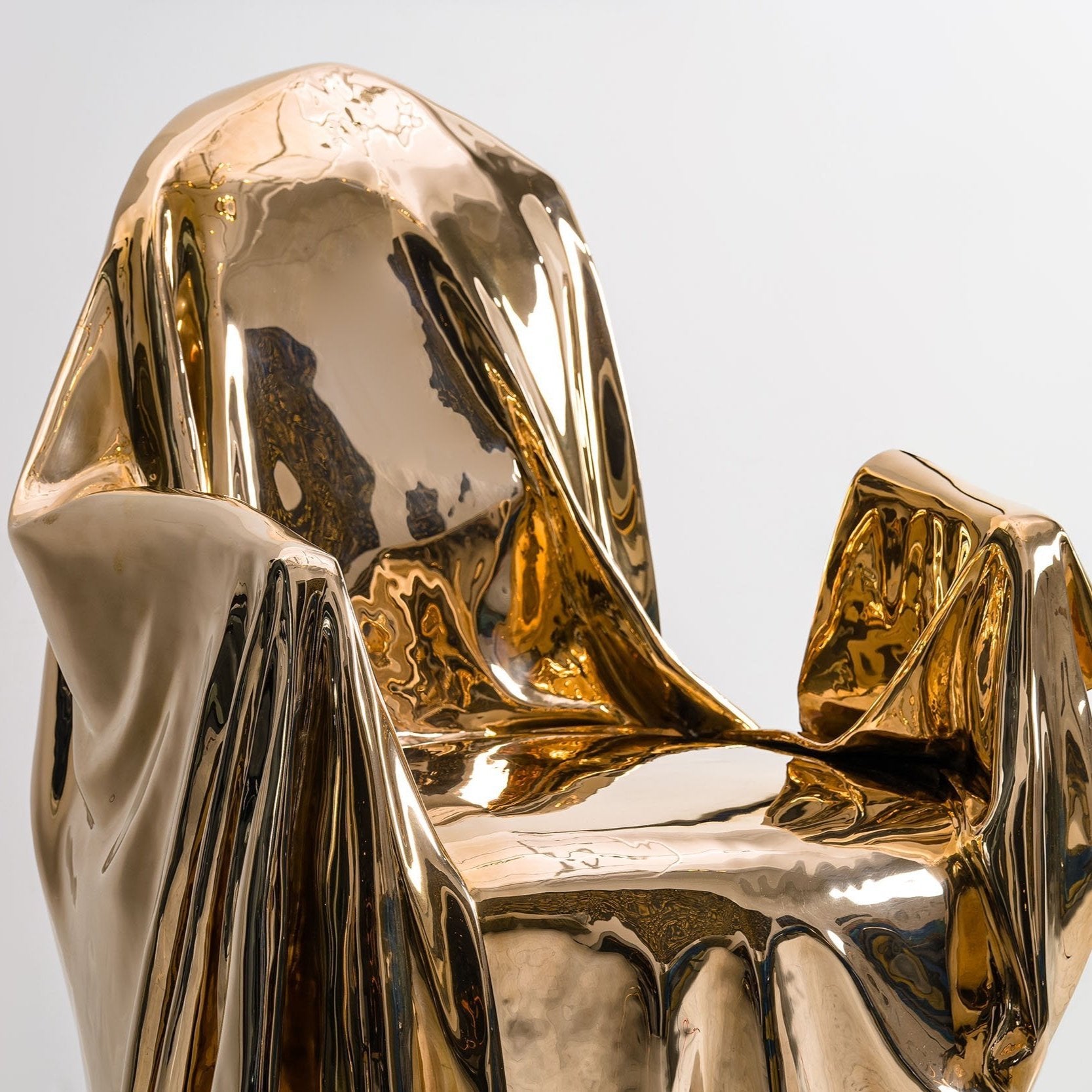 Levitaz Armchair by Katz Studio