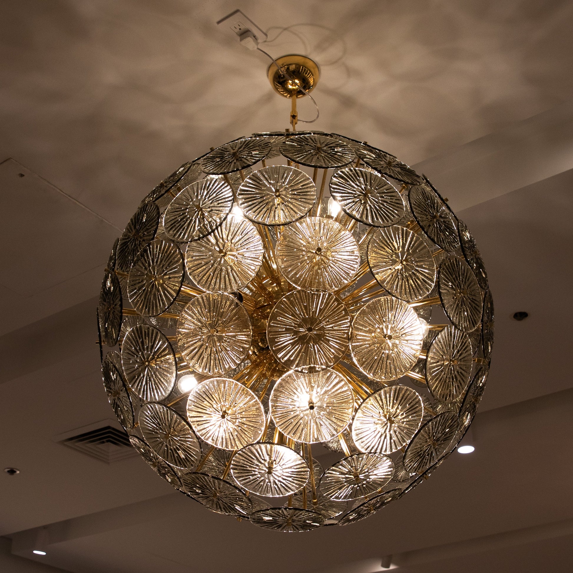 Hand-Blown Murano Sputnik Chandelier in Grey with Polished Brass Fittings