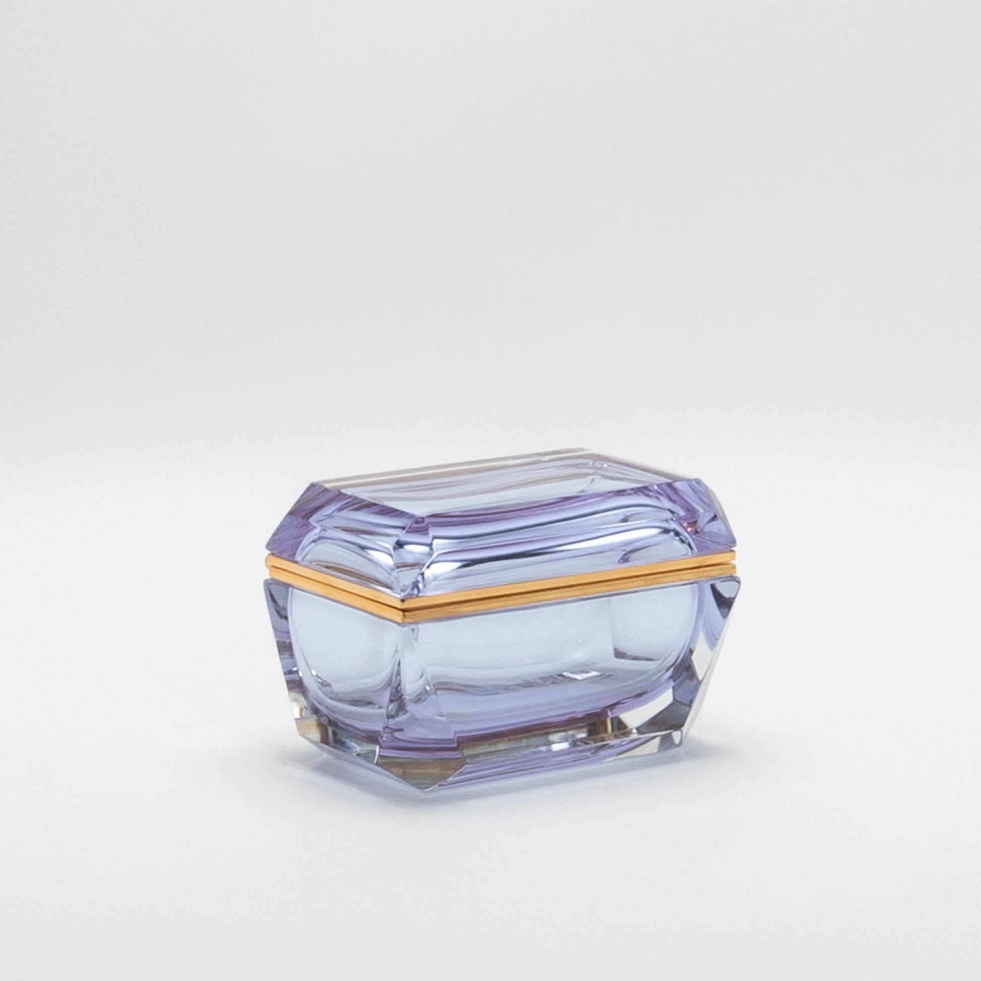 Murano Box with Edges and Brass Fittings in Alexanderite