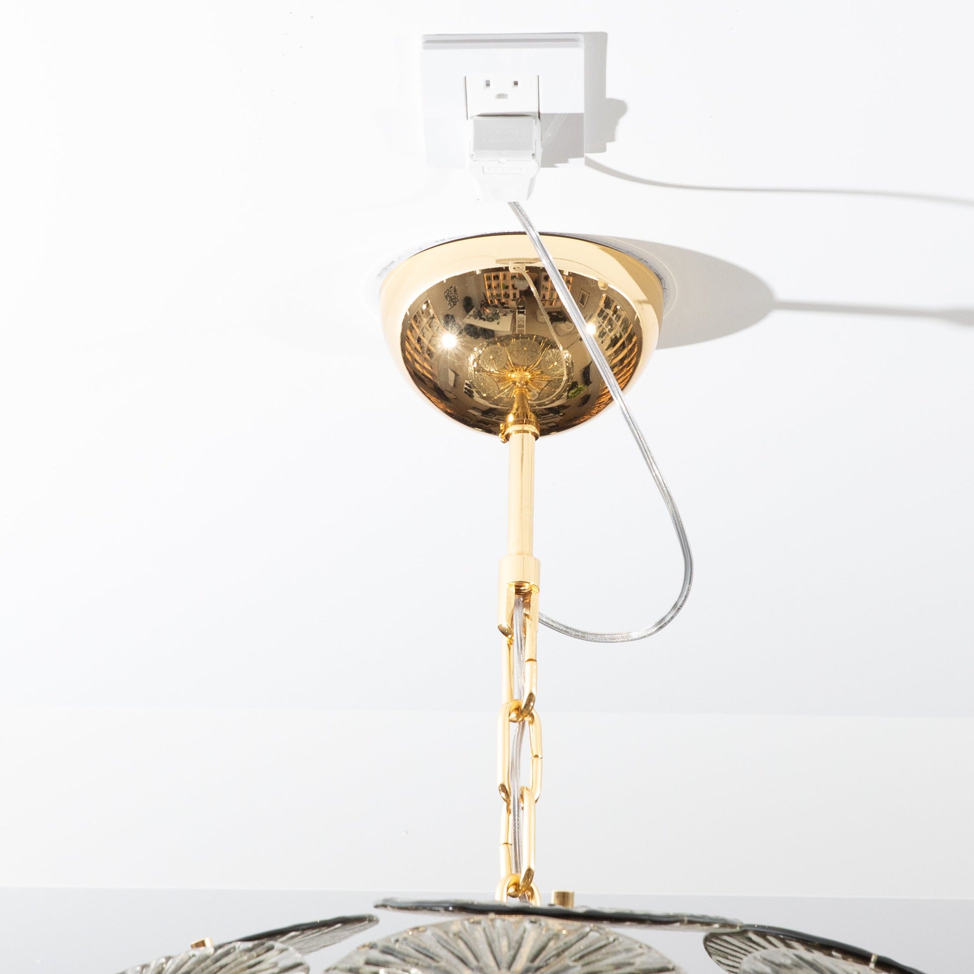 Hand-Blown Murano Sputnik Chandelier in Grey with Polished Brass Fittings