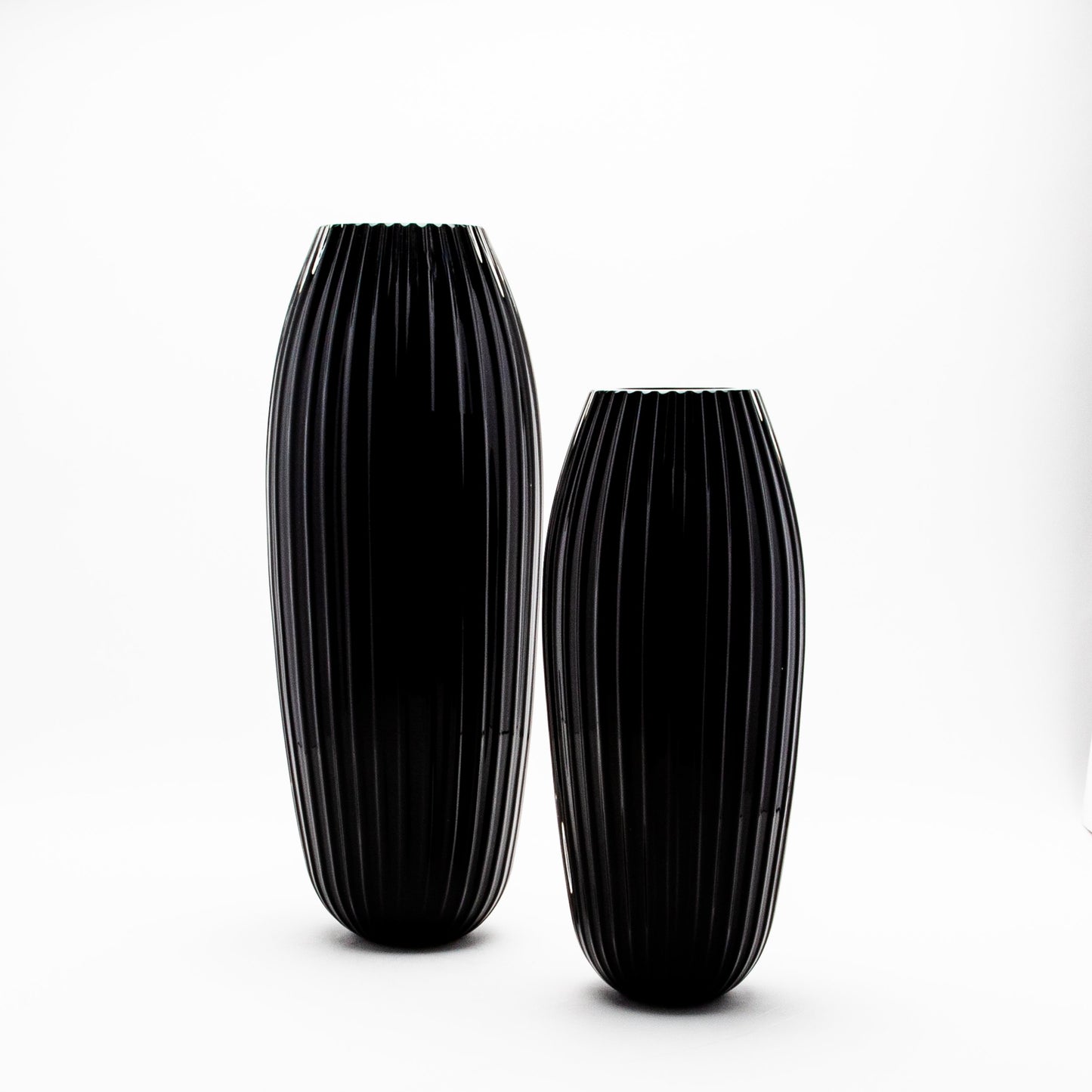 Murano Vase in Onyx Black
