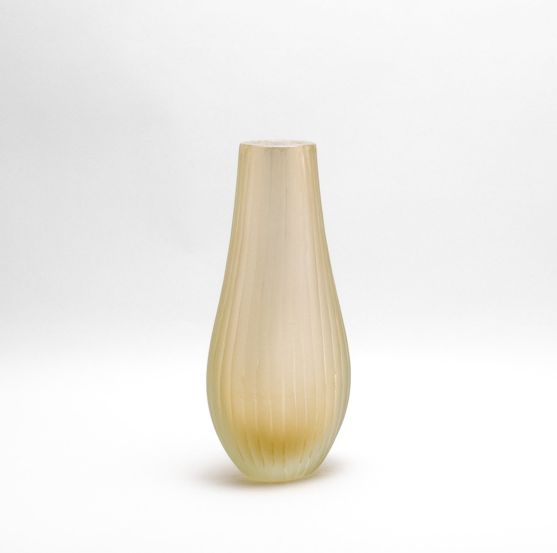 Murano Supreme Vase in Clear with 24-karat Gold Flecks