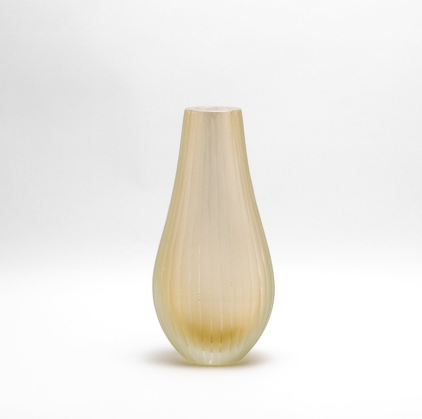 Murano Supreme Vase in Clear with 24-karat Gold Flecks