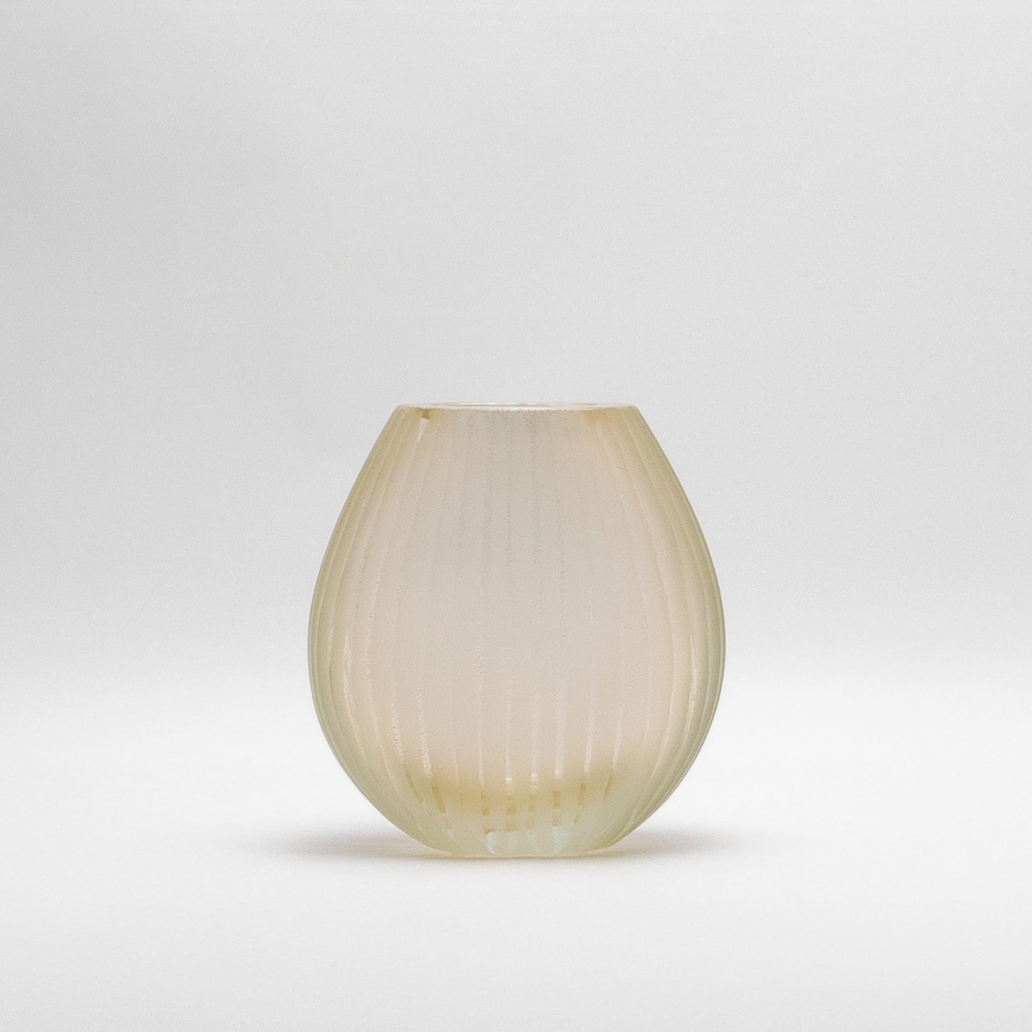 Murano Supreme Vase in Clear with 24-karat Gold Flecks