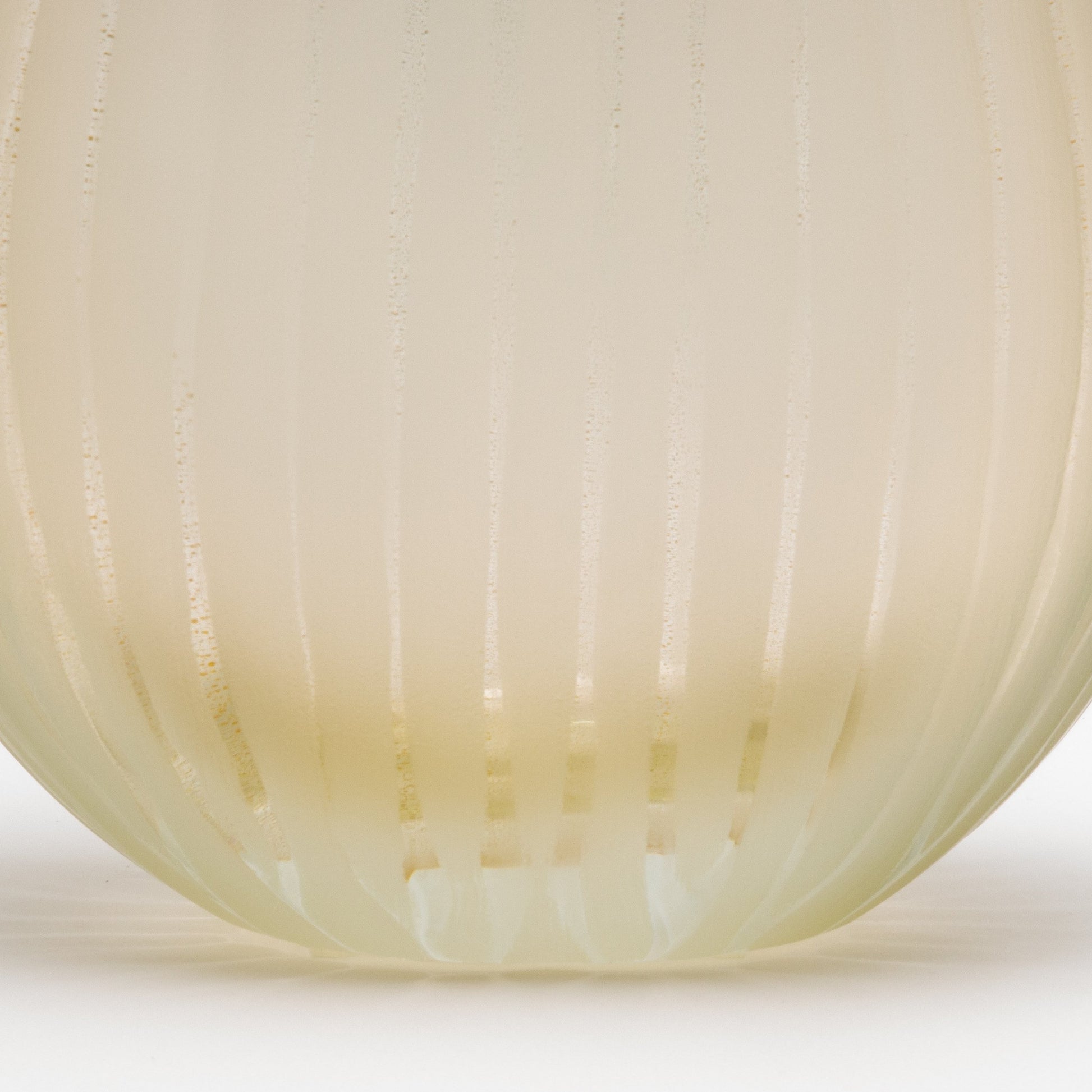Murano Supreme Vase in Clear with 24-karat Gold Flecks
